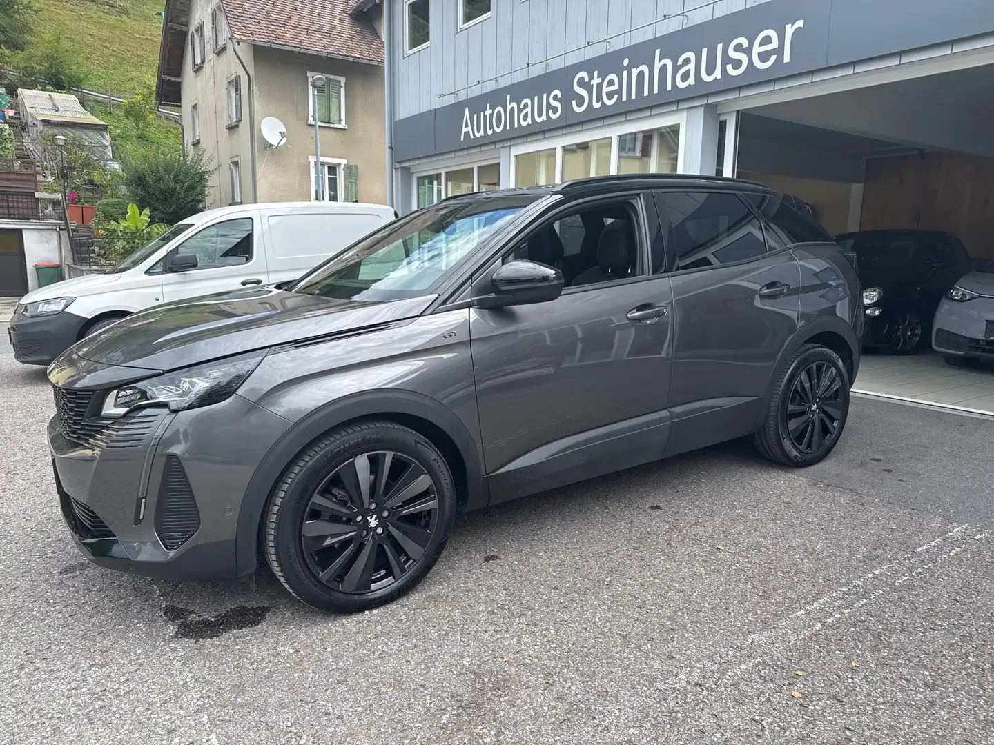 Peugeot 3008 GT Grau - 2