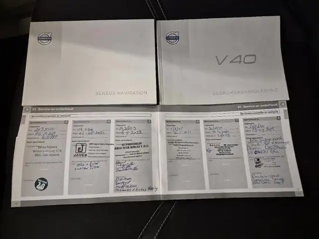 Volvo V40 view 8