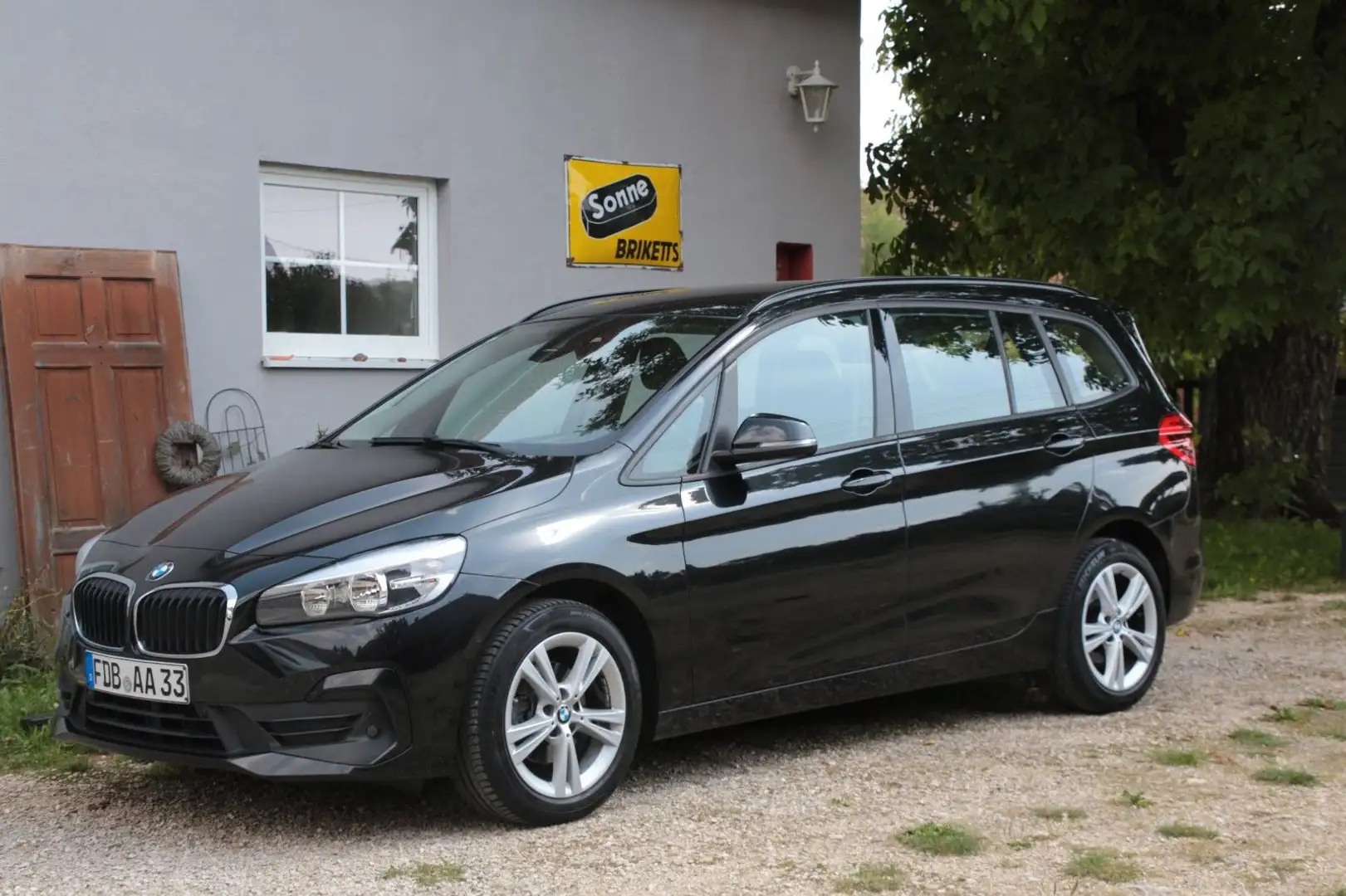 BMW 216 d Gran Tourer Advantage Schwarz - 1