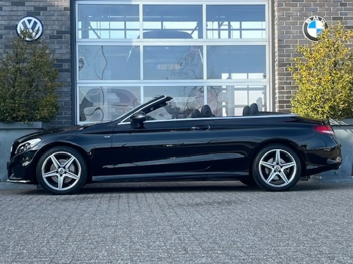 Mercedes-Benz C 180 C 180 CABRIO AUT. - AMG - AIRSCARF - 18 INCH Чорний - 2