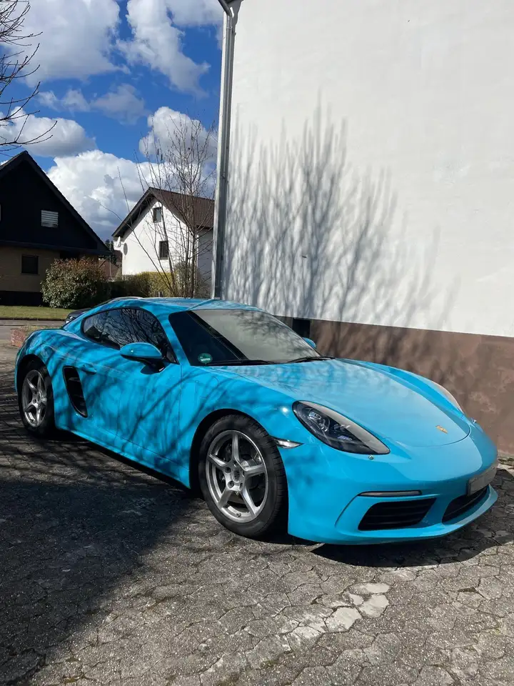 Porsche 718