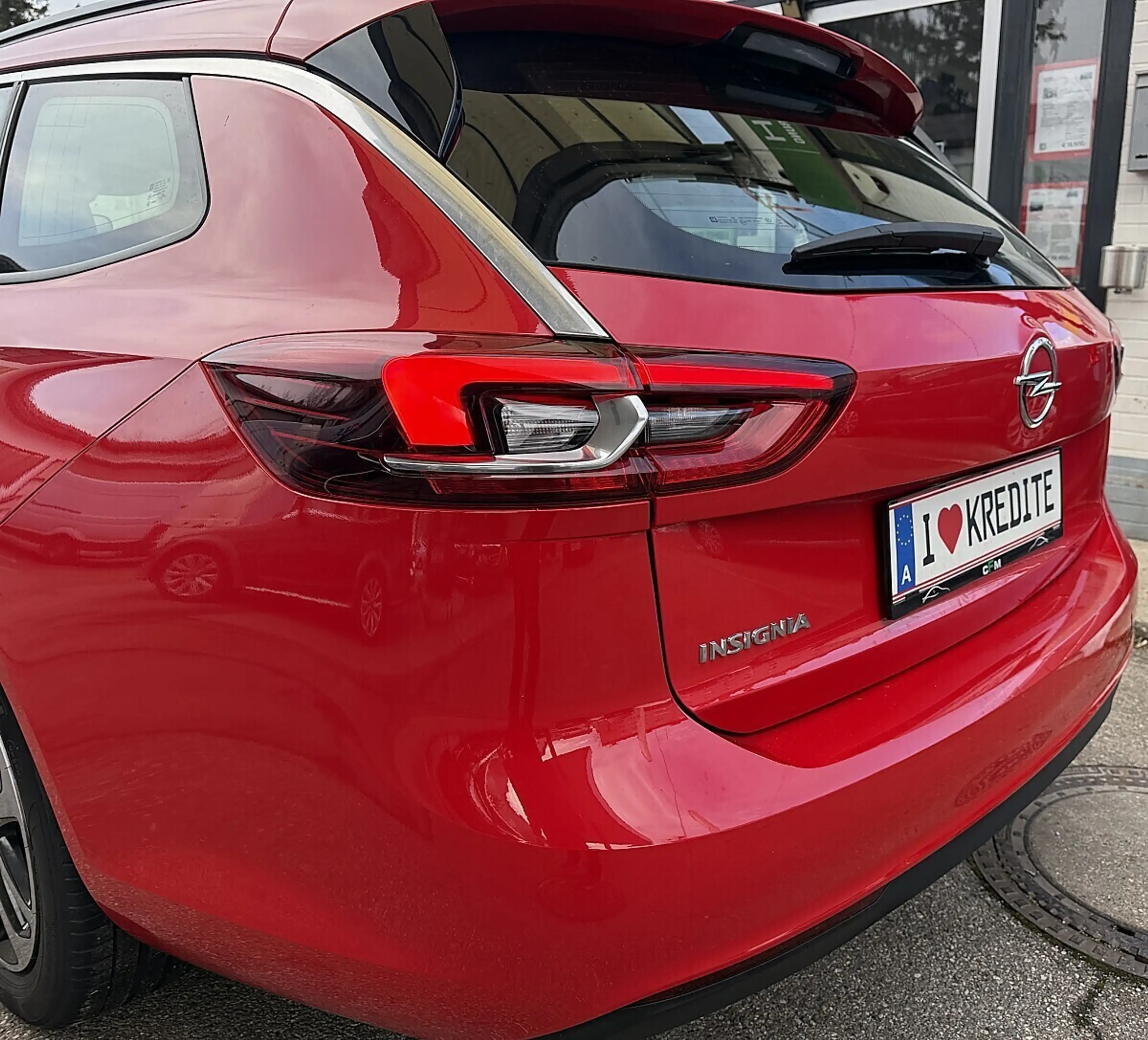 Opel Insignia ST 1,6 ECOTEC BlueInjection Innovation St./St. — photo 4