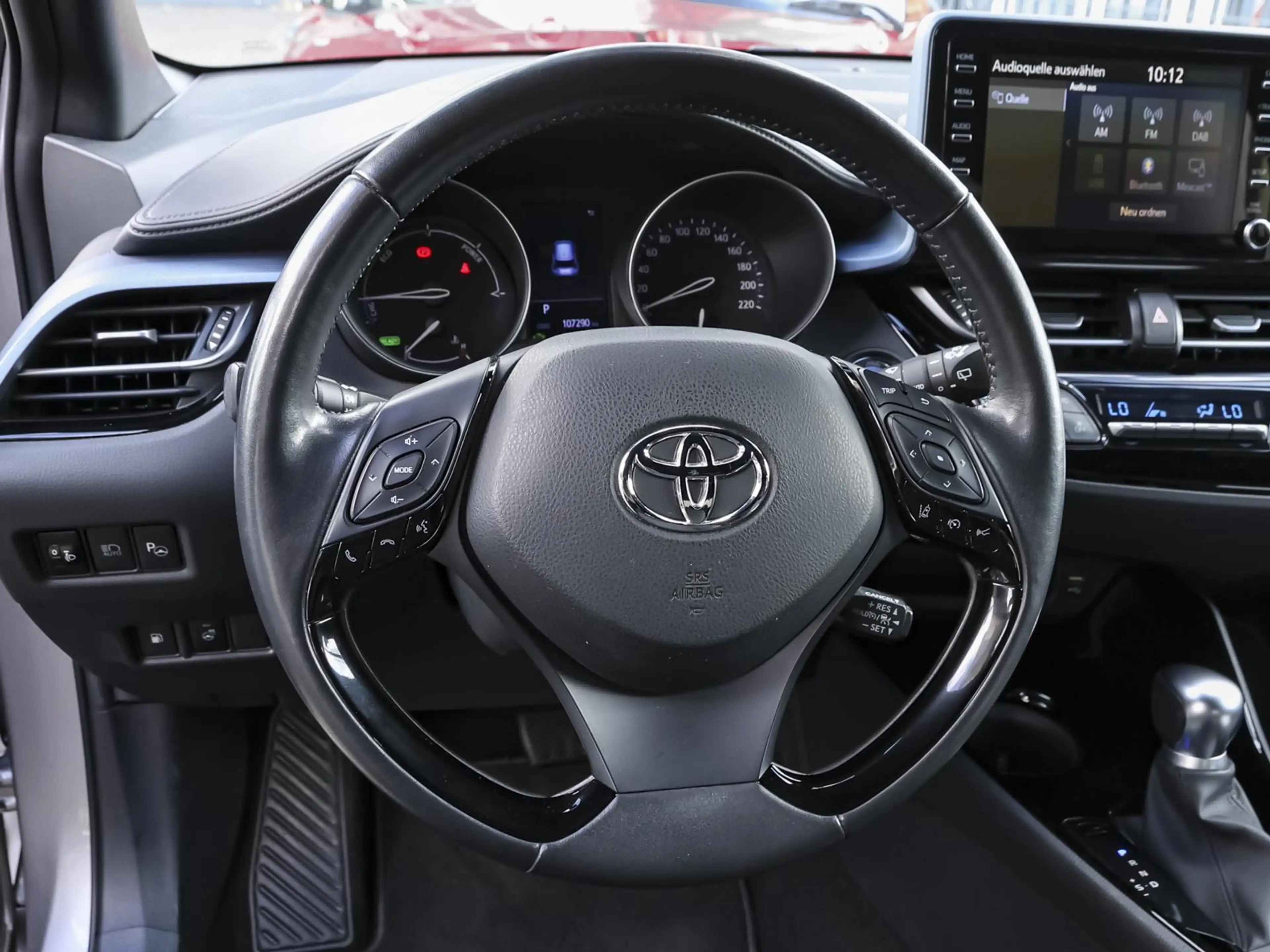 Toyota C-HR Hybrid Team D SHZ PDC KLIMA LM-Felgen BT ZV — photo 9