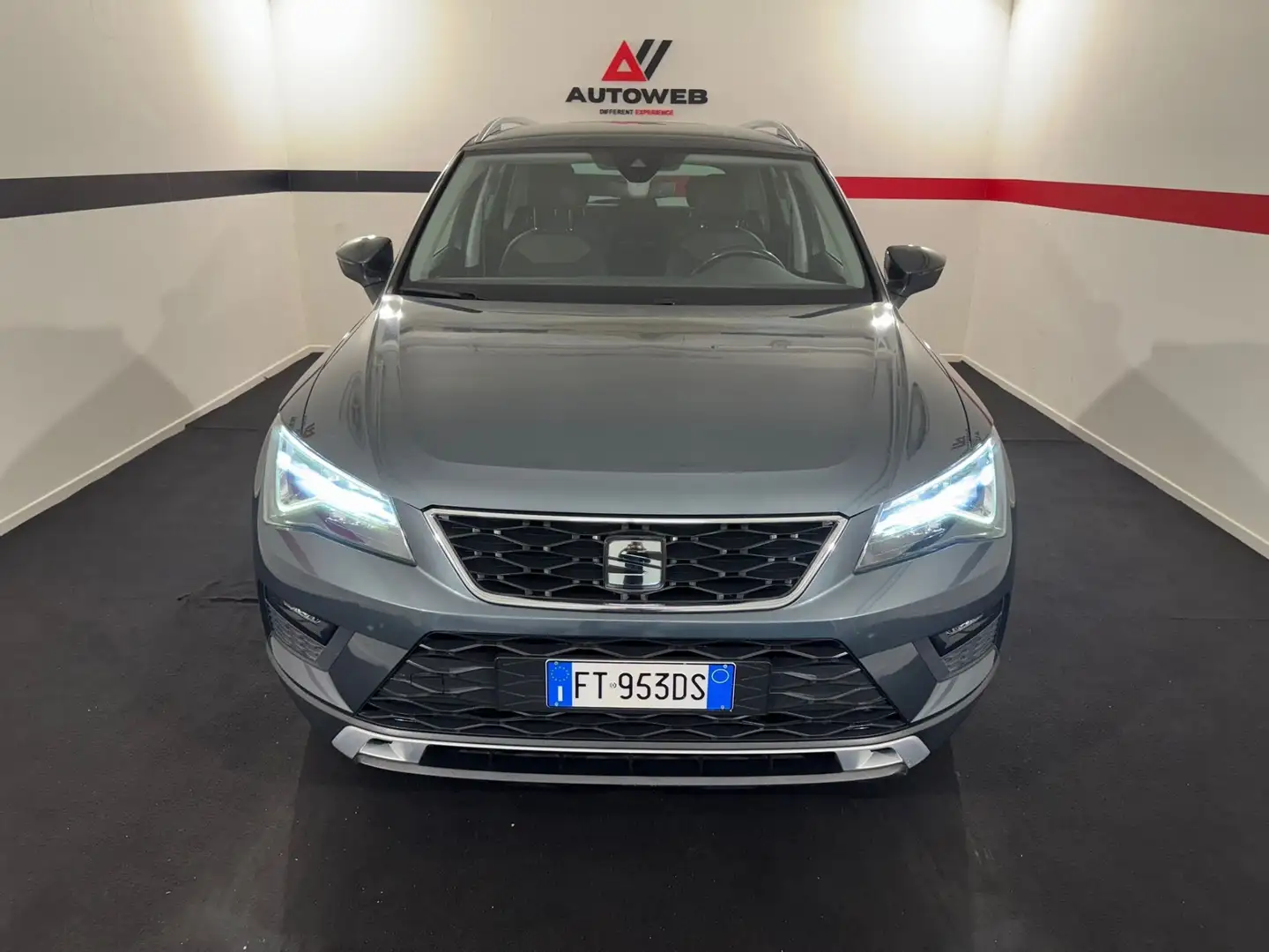 SEAT Ateca Ateca 1.6 TDI DSG XCELLENCE Gris - 2