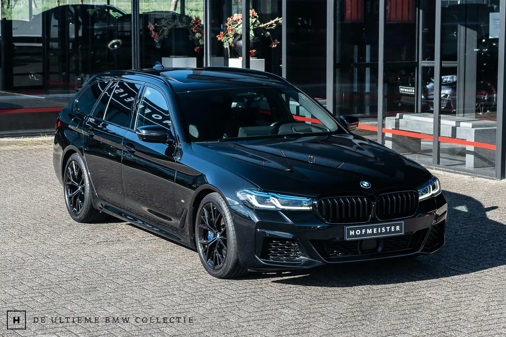 BMW 540 5-serie Touring 540i xDrive M-Sport | M-stoel | BT Schwarz - 1