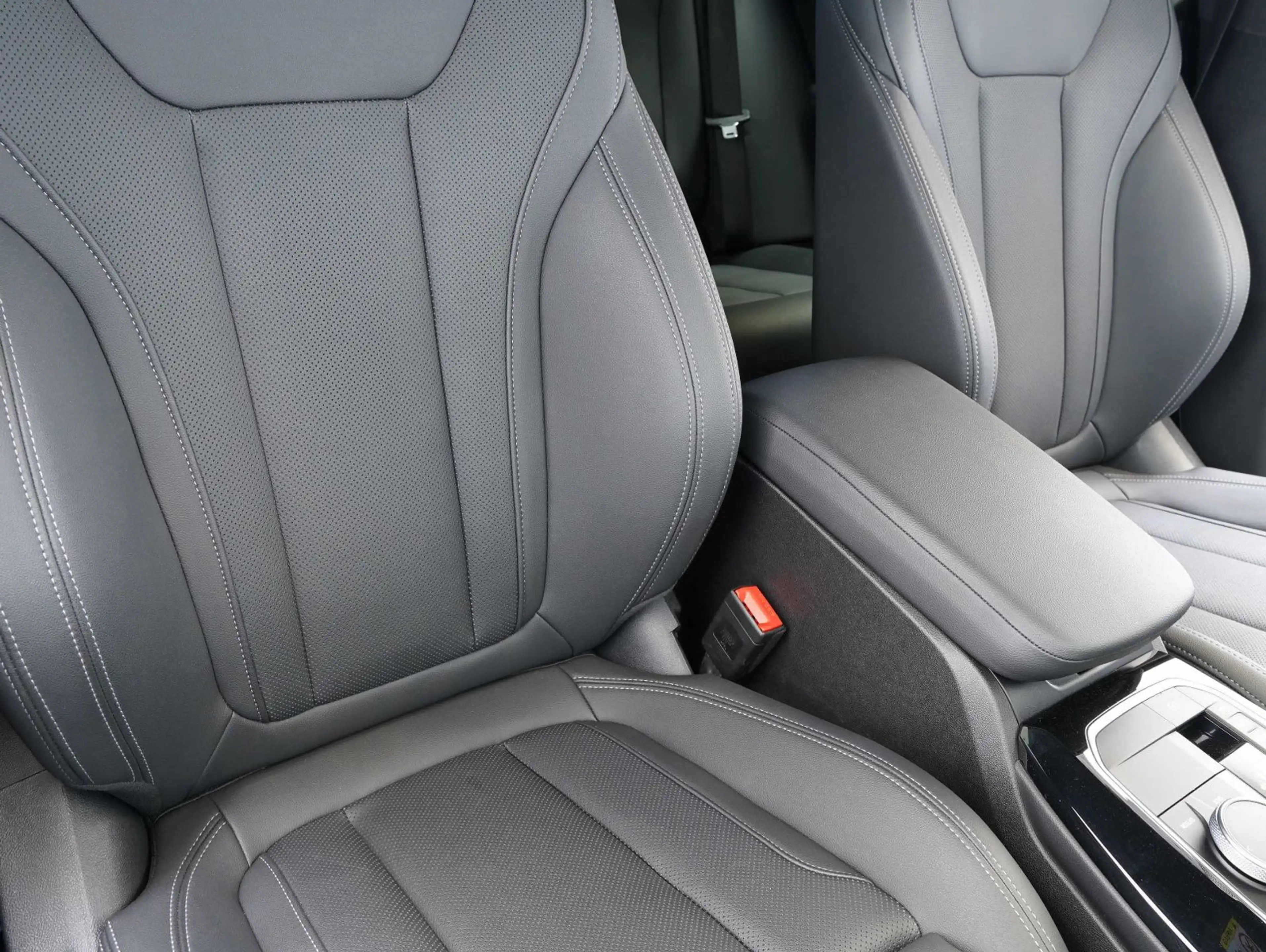 BMW X3 xDrive 20 i M Sport SHADOW/HEADUP/ACC/STOP&GO — photo 12