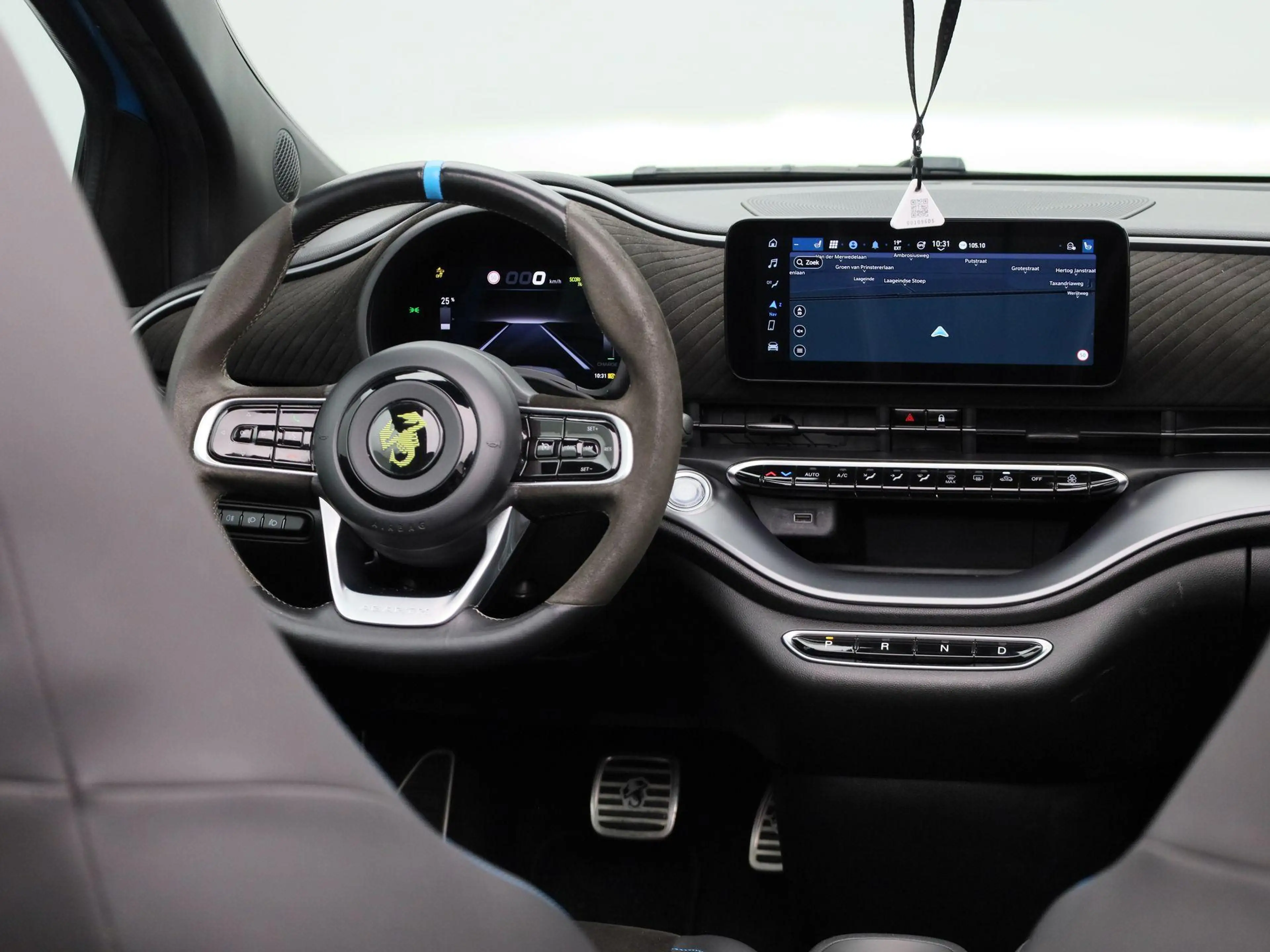 Fiat 500C Abarth Abarth Scorpionissima 42 kWh | Navigatiesysteem | — photo 5
