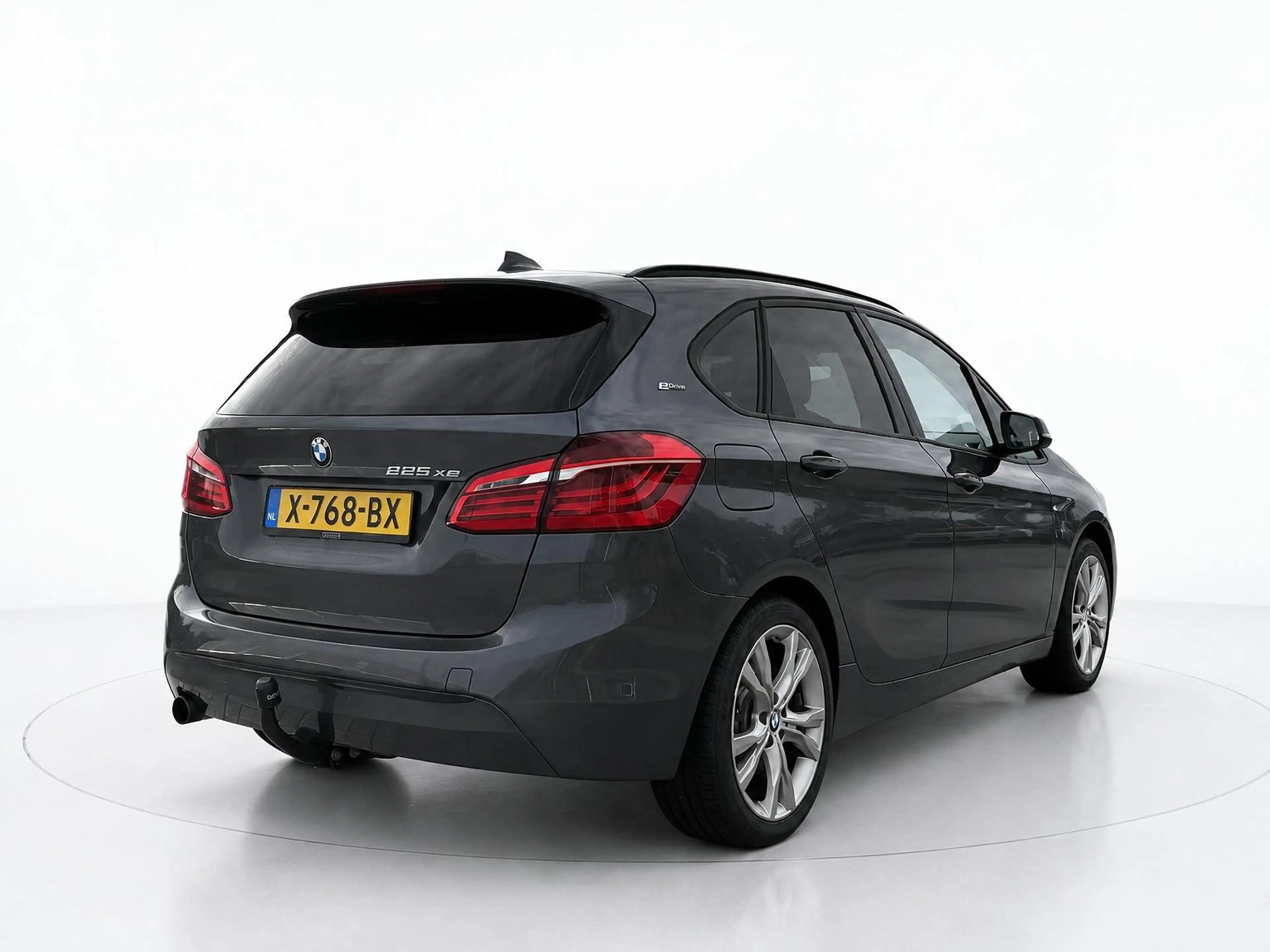 BMW 225 2-serie Active Tourer 225xe — photo 9