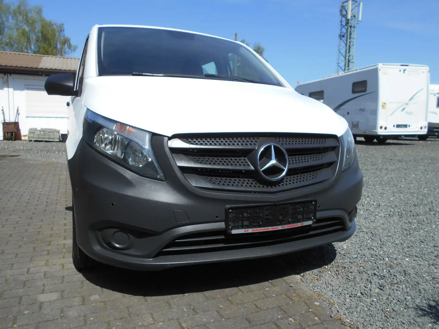 Mercedes-Benz Vito Tourer 116 CDI, 119 CDI/BT Pro extralan Weiß - 2