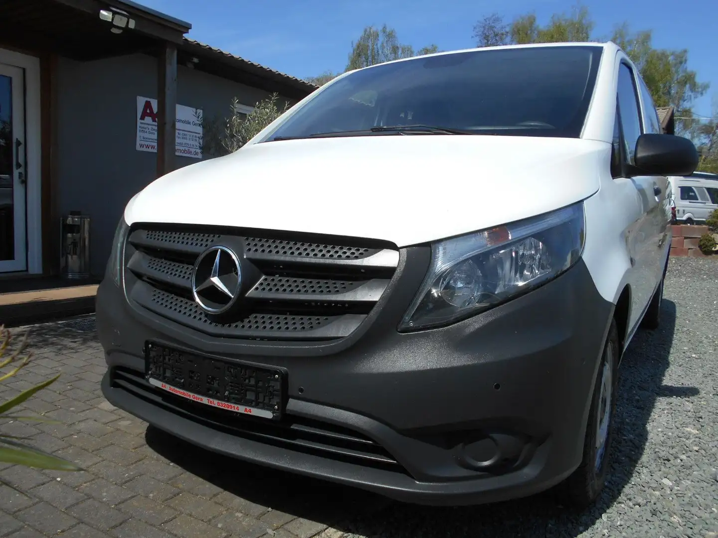 Mercedes-Benz Vito Tourer 116 CDI, 119 CDI/BT Pro extralan Weiß - 1