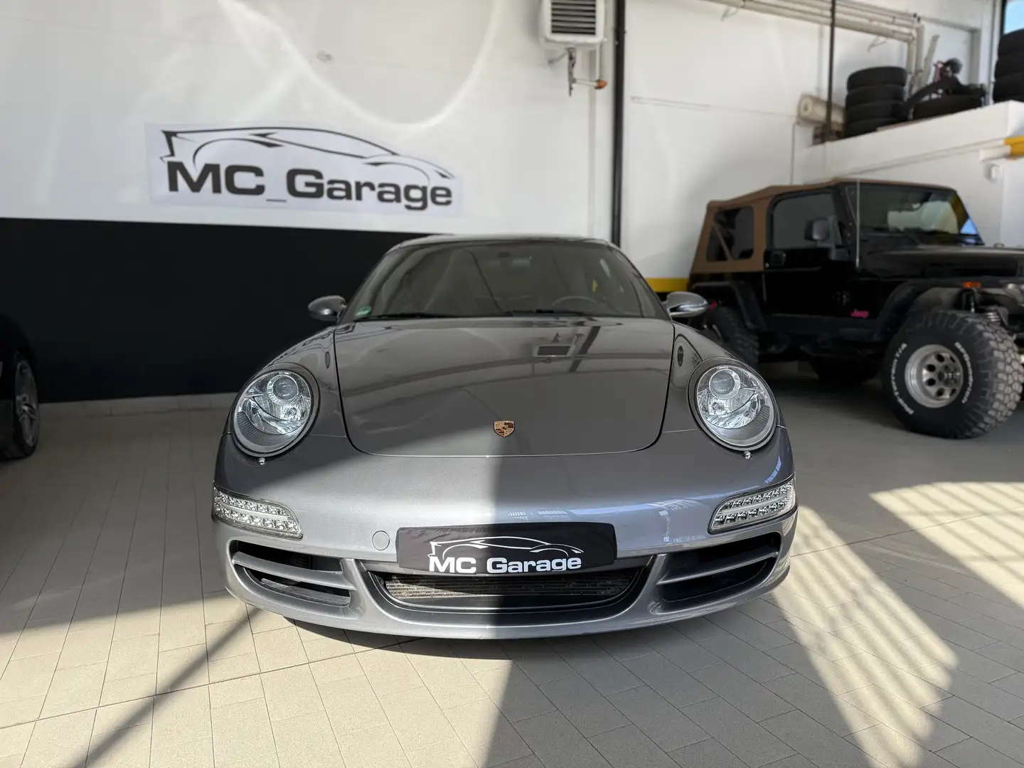 Porsche 997 carrera 4S Gris - 2