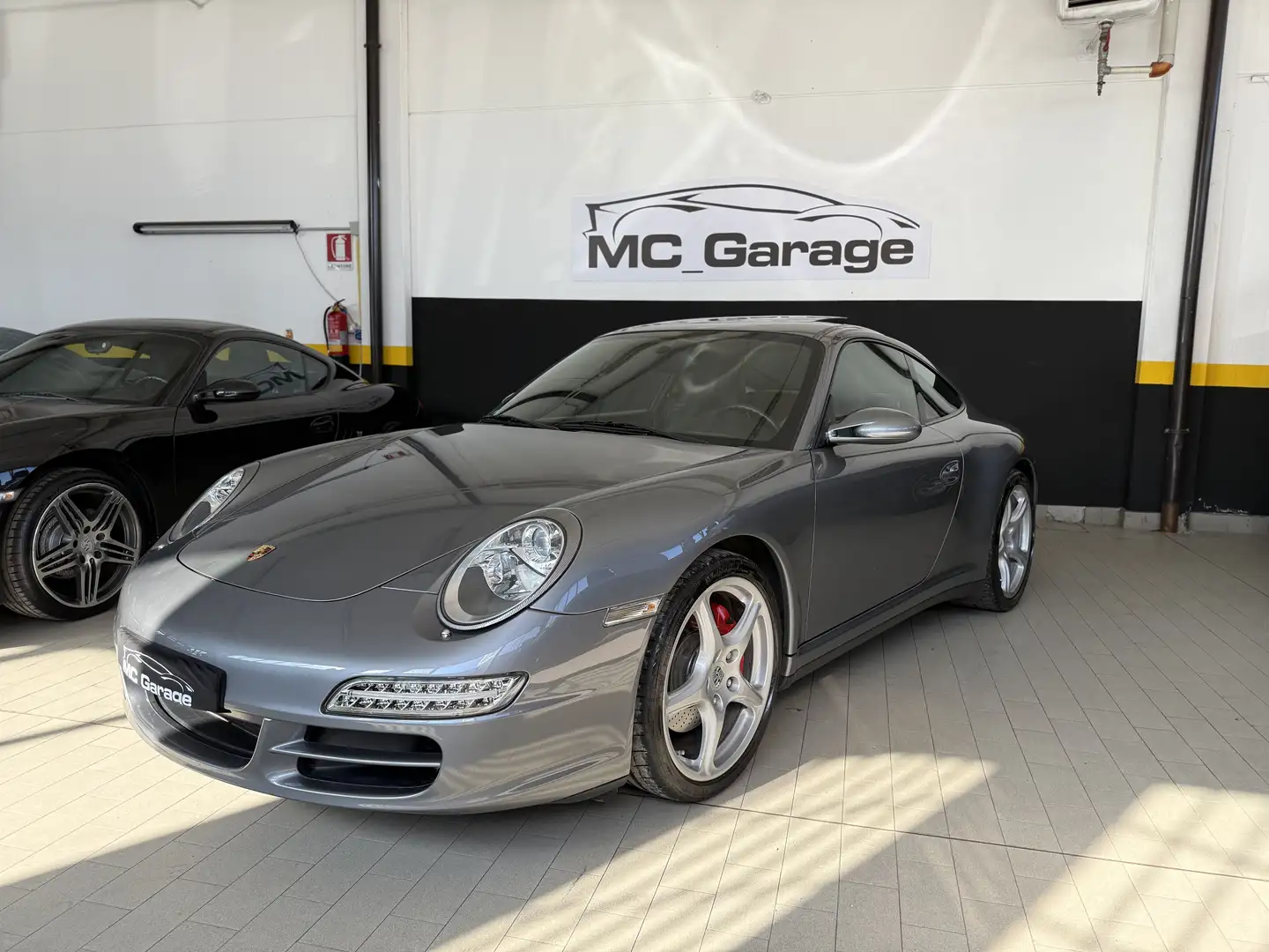 Porsche 997 carrera 4S Gris - 1