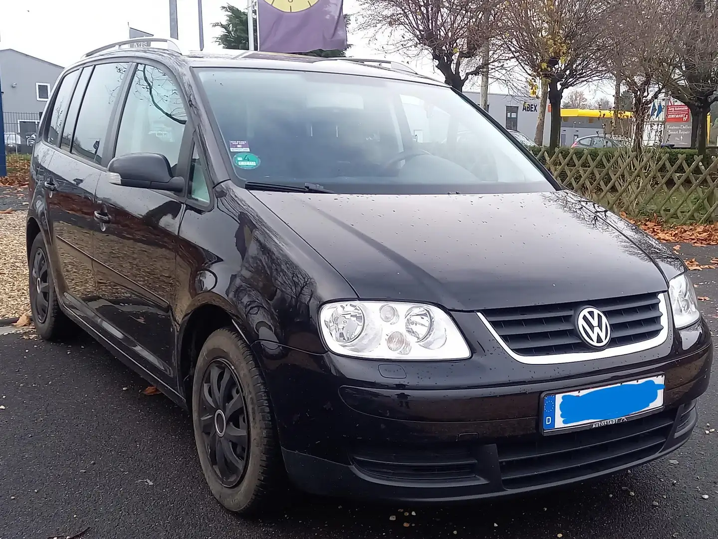 Volkswagen Touran Touran 2.0 TDI Trendline Fekete - 2