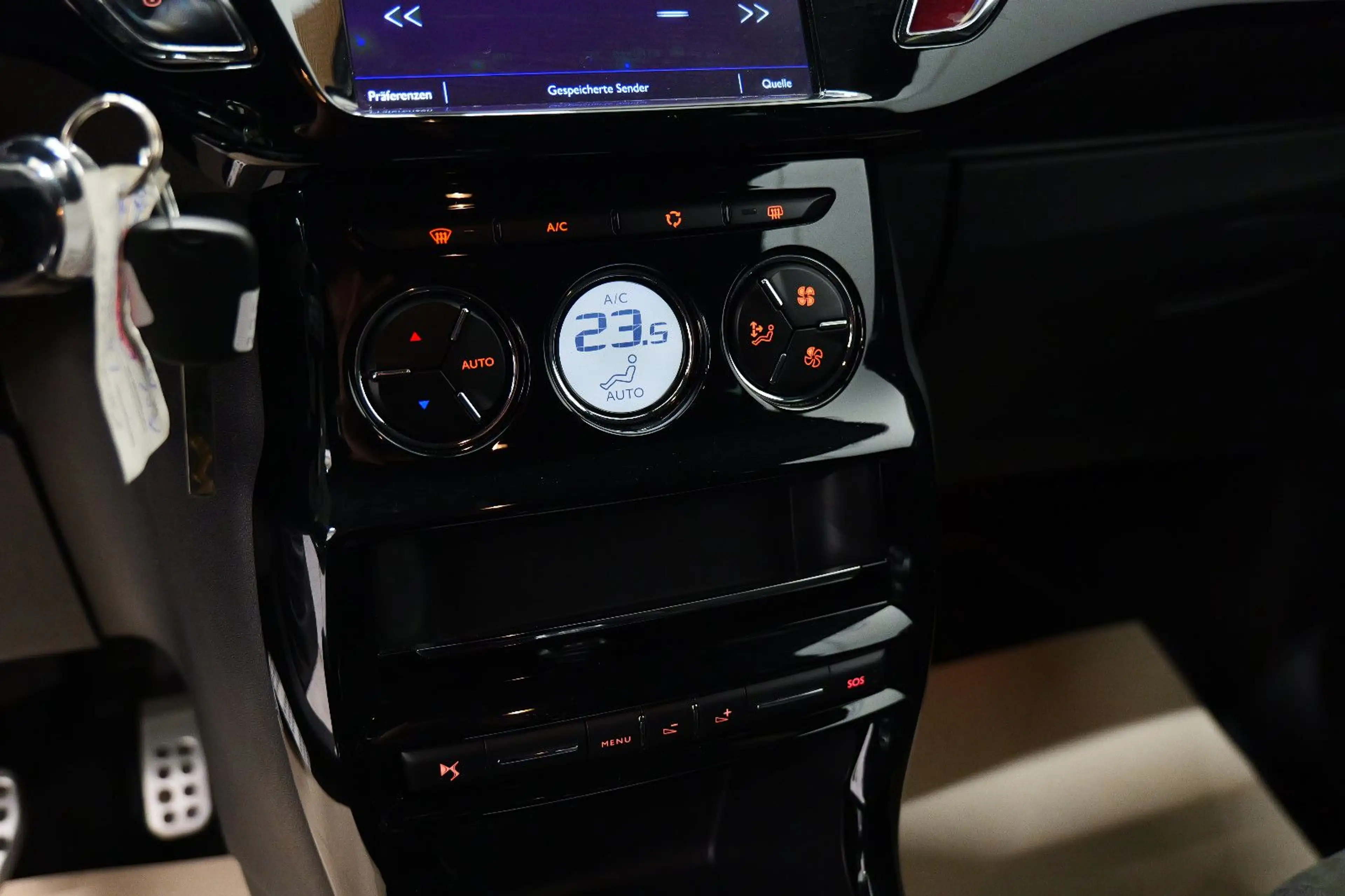DS Automobiles DS 3 1.2 PureTech Performance Line LED/PDC/ALC/LM — photo 13