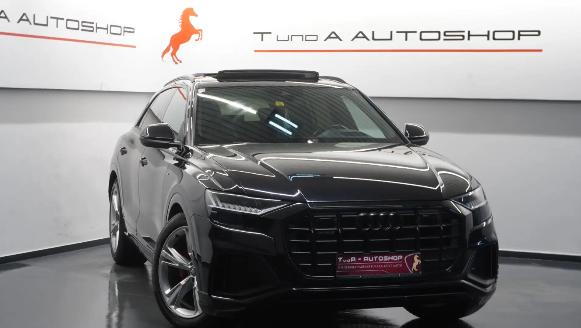 Audi Q8 50 MHEV TDI quattro Tiptronic S-Line *Pano*Navi*Ka Schwarz - 1