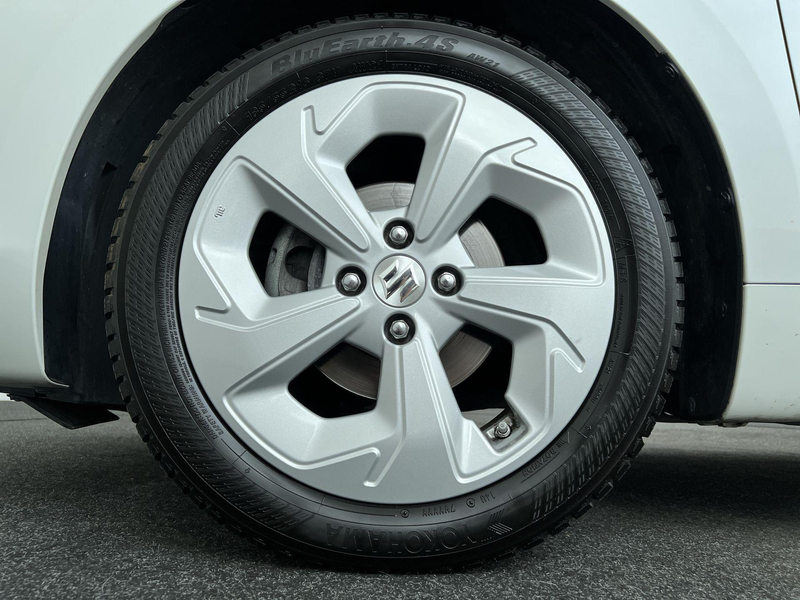 Suzuki Swift 1.2 Select Smart Hybrid | LED | Parkeersensoren — photo 10
