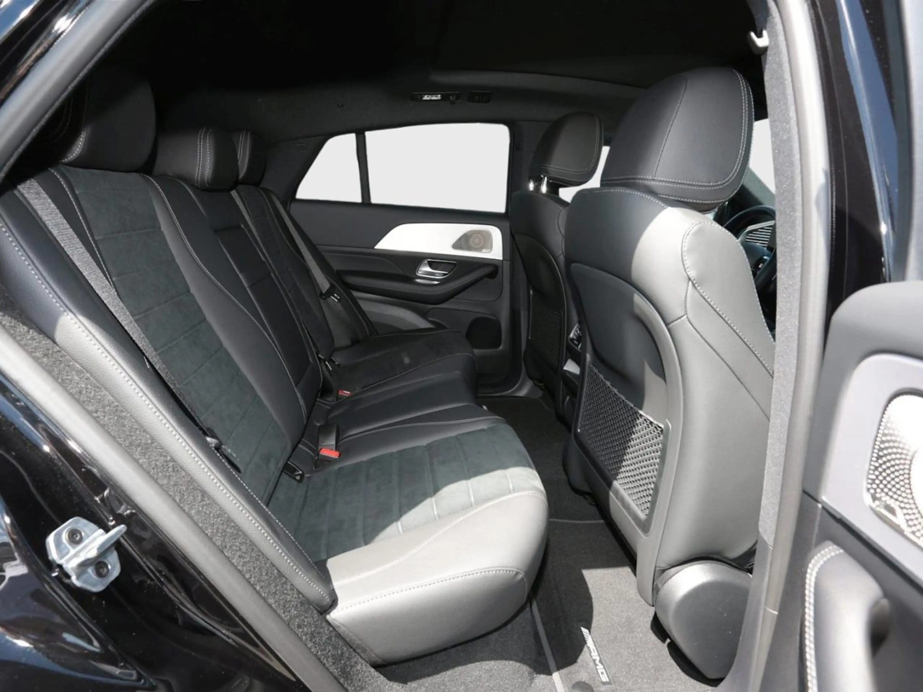 Mercedes-Benz GLE 300 d 4MATIC Coupé AMG Night Panorama — photo 11