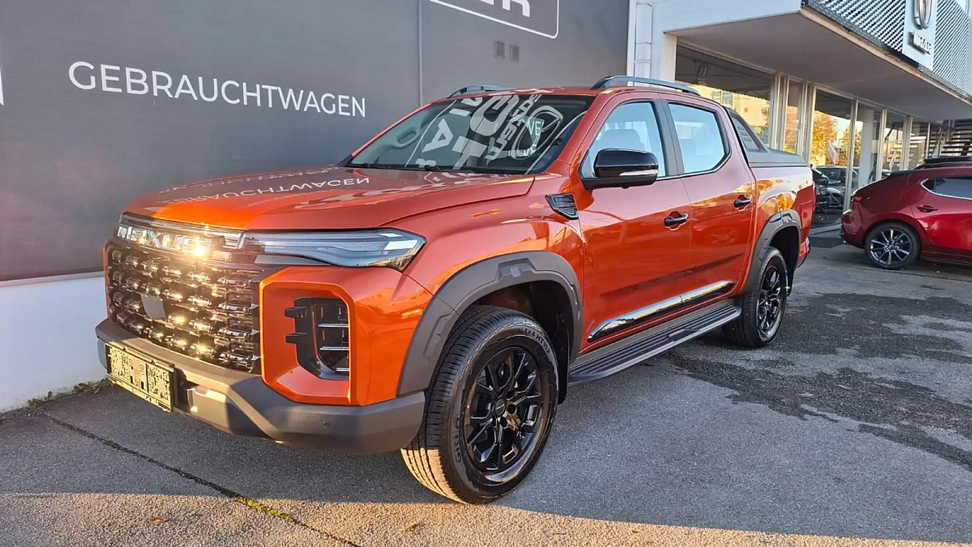 Maxus Inny T60 Max Pomarańczowy - 1