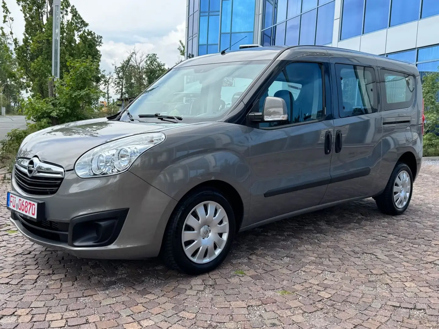 Opel Combo D 1.6 CDTI Lang L2H1 Klima AHK PDC N1 Grau - 1