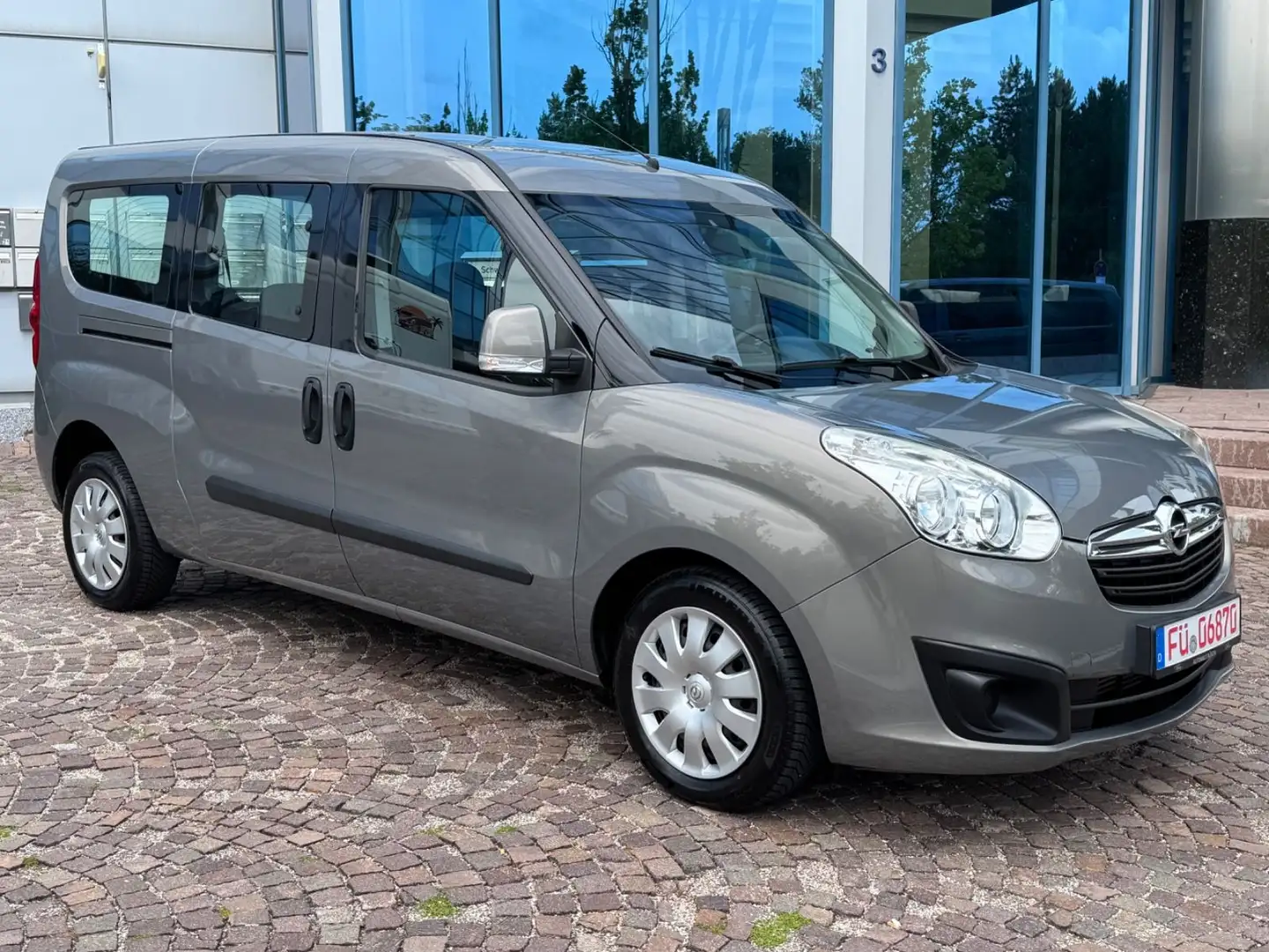 Opel Combo D 1.6 CDTI Selection L2H1 Klima AHK PDC Gris - 1