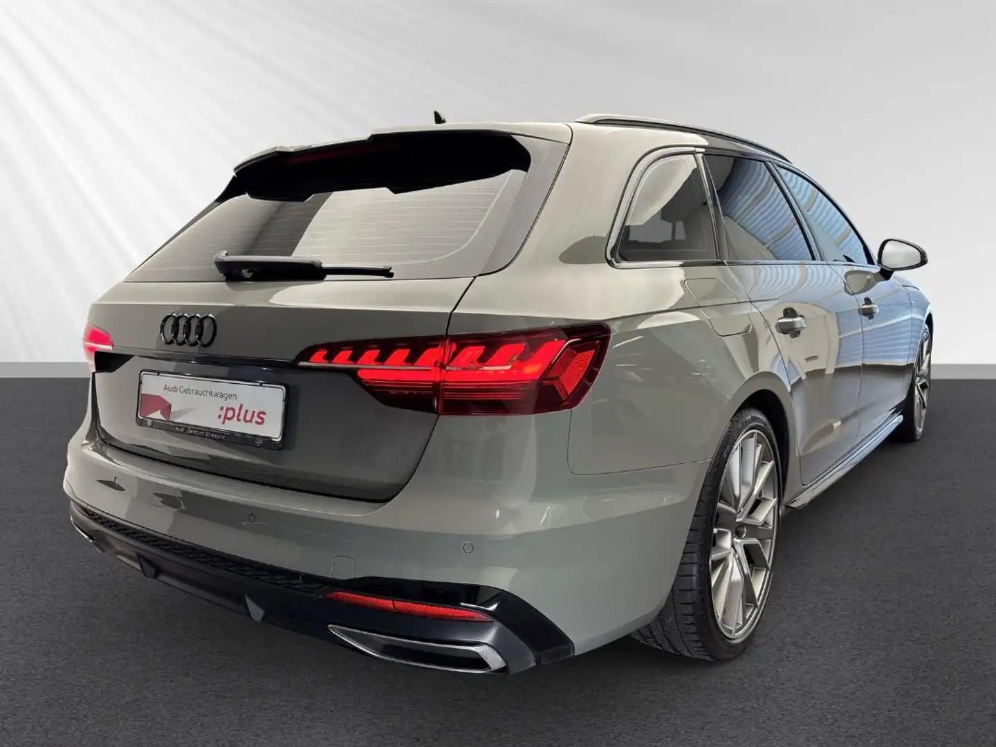 Audi A4 Avant S line 35 Grau - 2