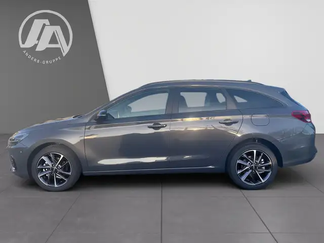 Hyundai I30 view 4