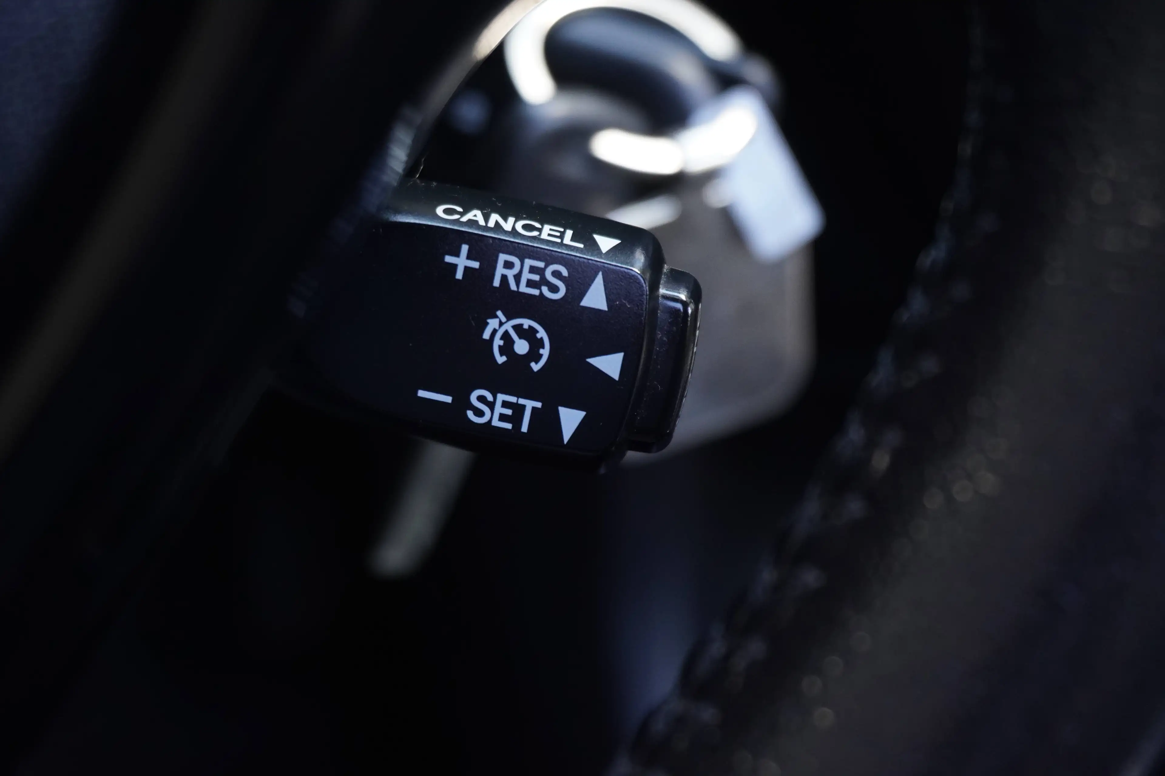 Peugeot 108 1.0 VTi TOP Style FALTDACH+SITZHEIZUNG+TEMPOMAT+KAMERA+Org.73Tkm — photo 15