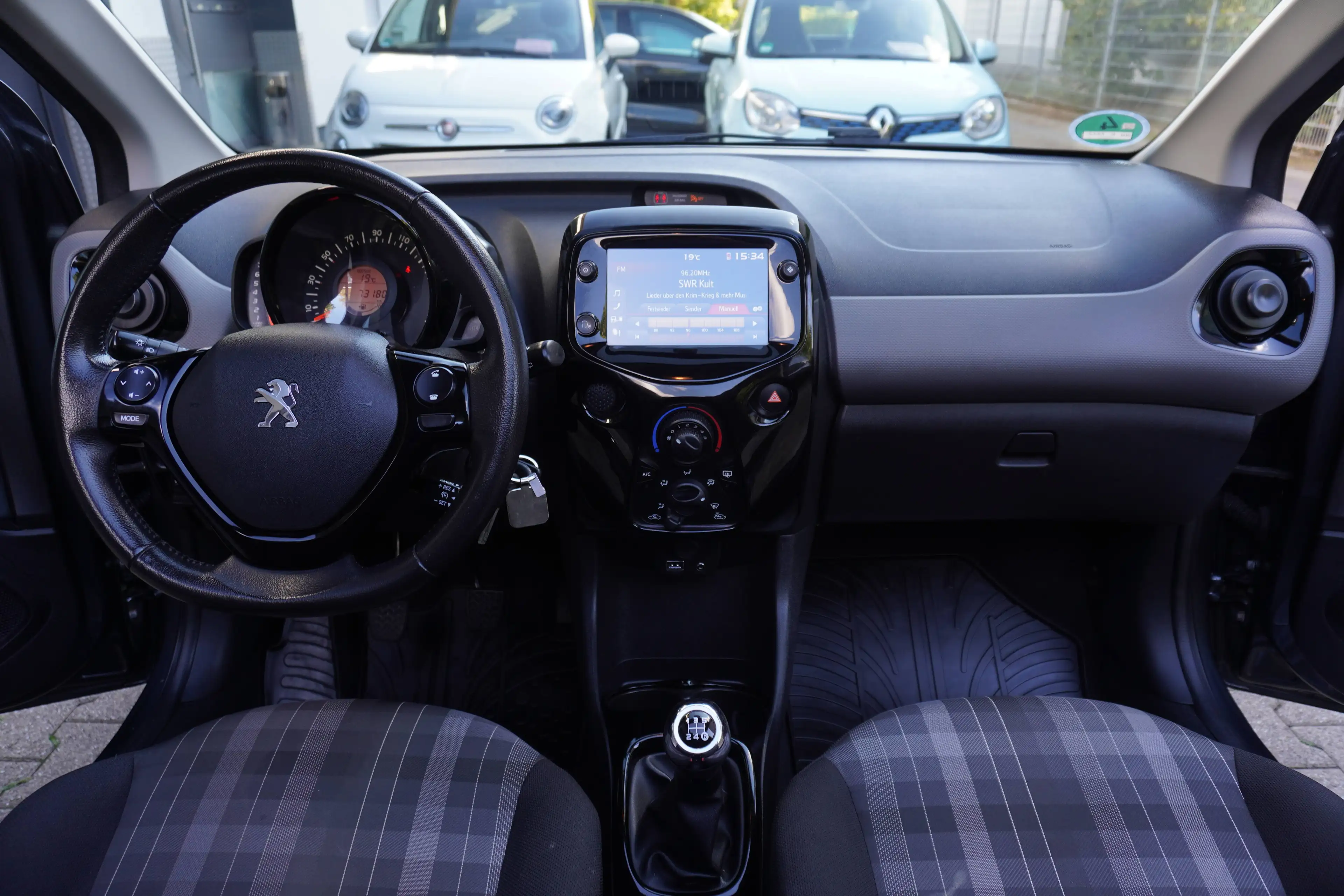 Peugeot 108 1.0 VTi TOP Style FALTDACH+SITZHEIZUNG+TEMPOMAT+KAMERA+Org.73Tkm — photo 13