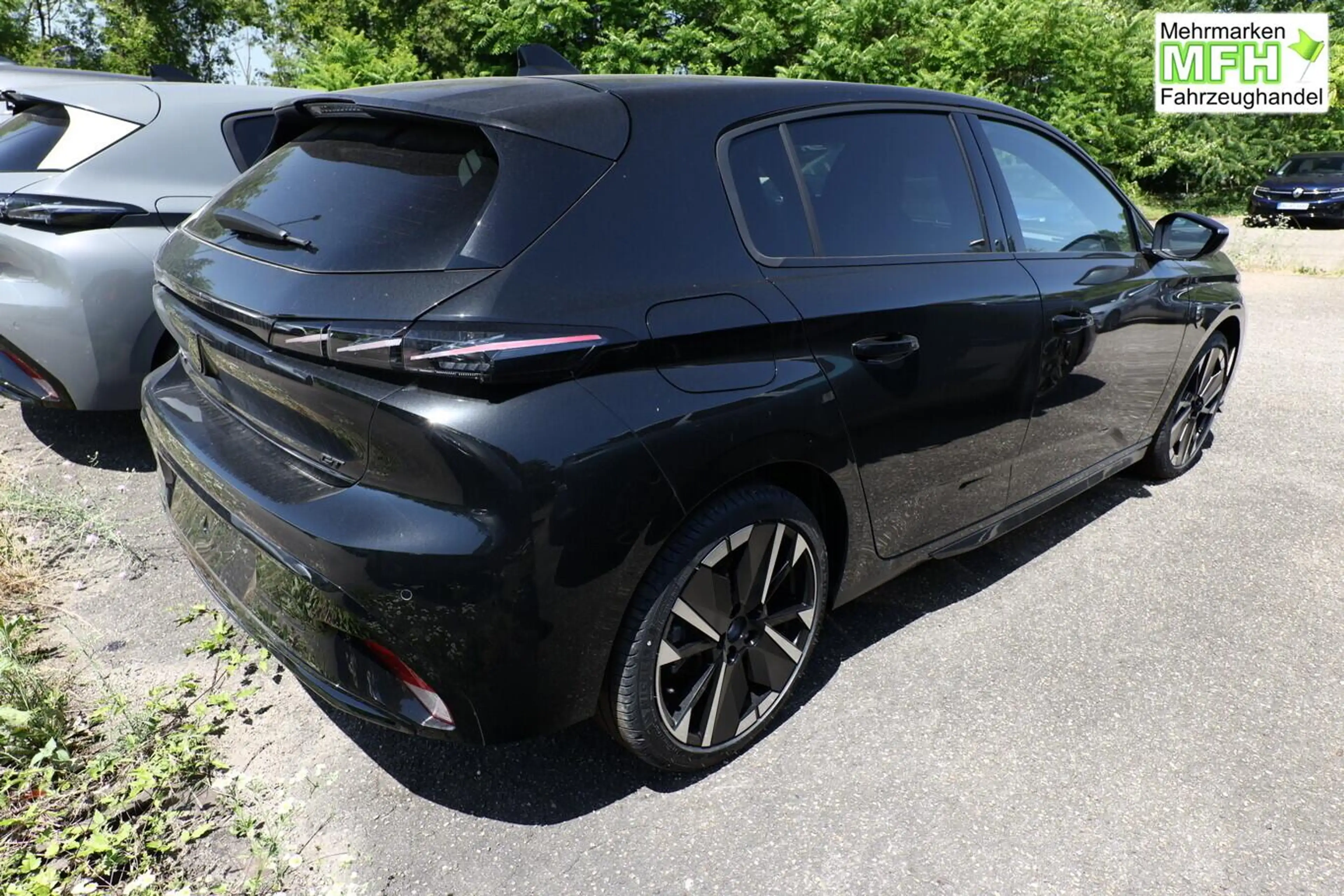 Peugeot 308 GT Hybrid MY26 Nav ACC Kam 2xPDC CarP 100 kW (1... — photo 2
