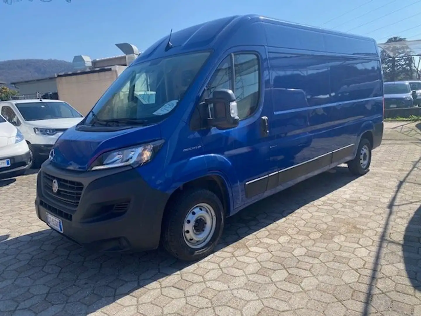 Fiat Ducato 35 2.3 MTJ 140 CV L3H2 Bleu - 2