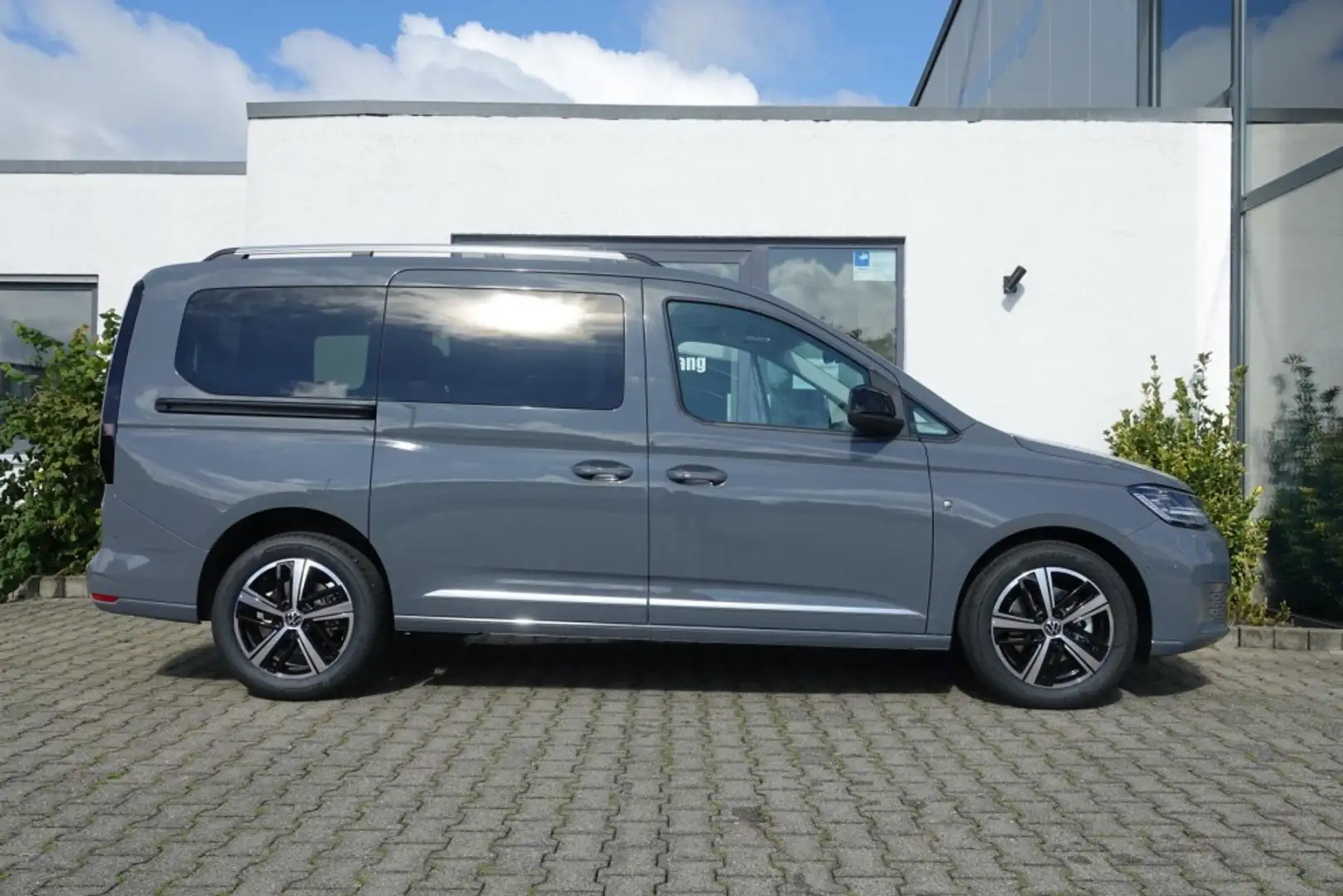 Volkswagen Caddy Maxi STYLE DSG inkl Standhzg UPE 53.560EUR Grau - 1