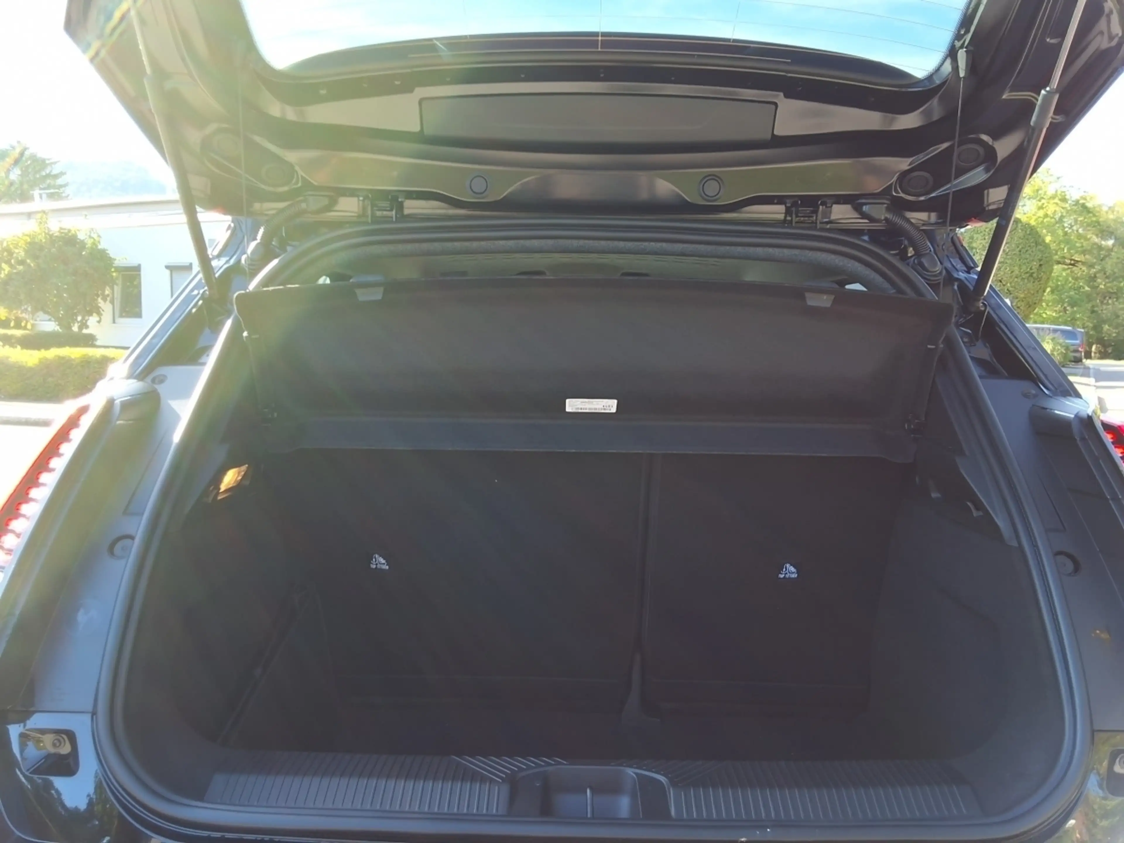 Renault R 5 E-TECH ICONIC COMFORT RANGE 150 /GOOGLE/SHZ/LHZ/CARPLAY/STANDHEIZUNG/ — photo 13