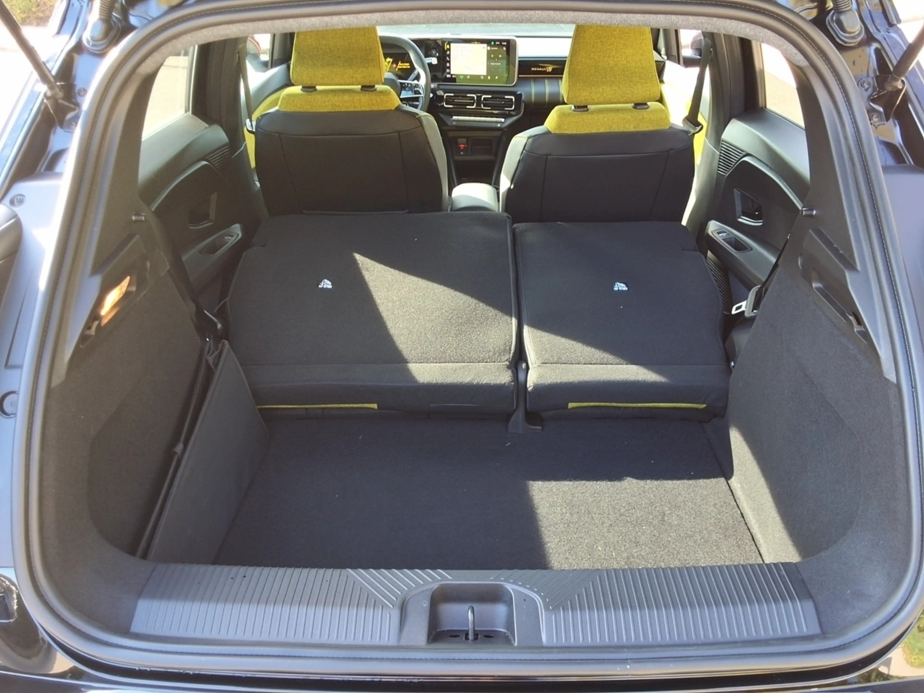 Renault R 5 E-TECH ICONIC COMFORT RANGE 150 /GOOGLE/SHZ/LHZ/CARPLAY/STANDHEIZUNG/ — photo 15