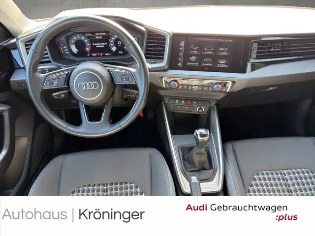 Audi A1 view 13