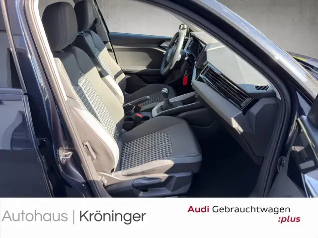 Audi A1 view 9