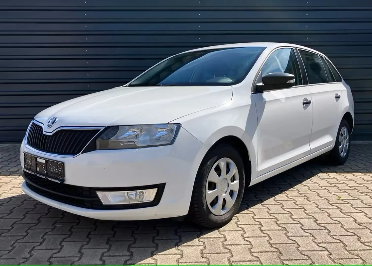 Skoda Rapid/Spaceback Rapid 1,2 Active TSI Green tec Wit - 1