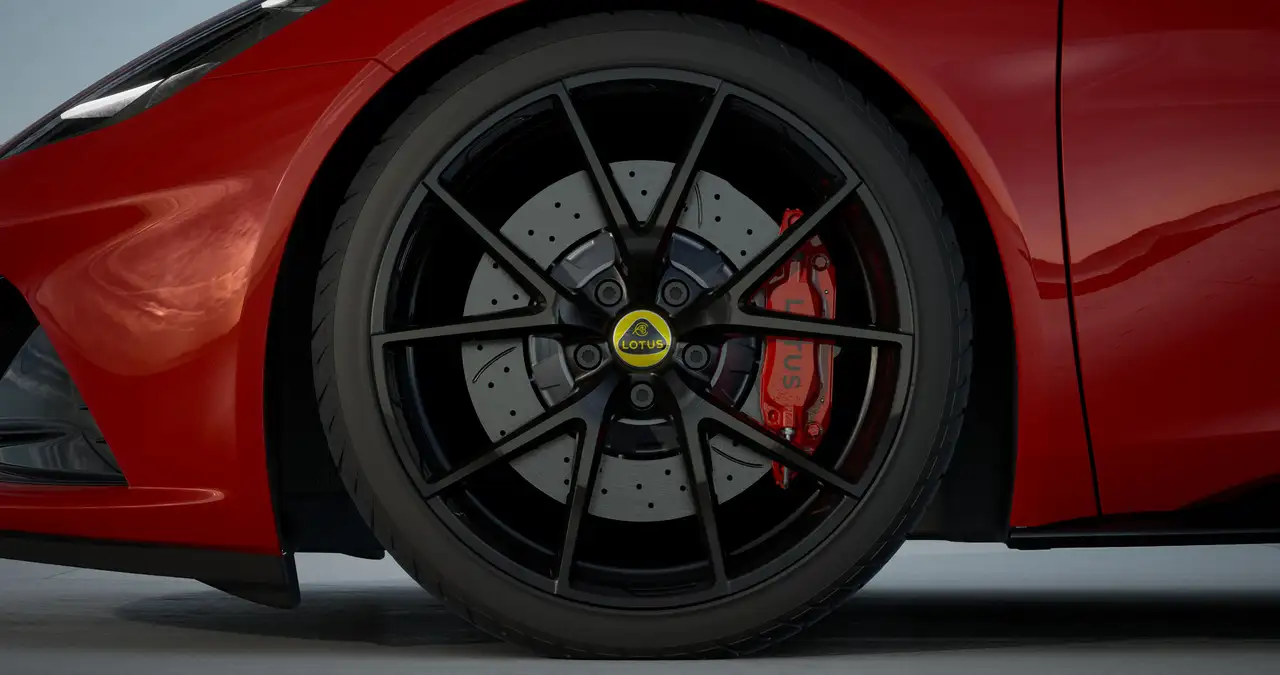 Lotus Emira 2026