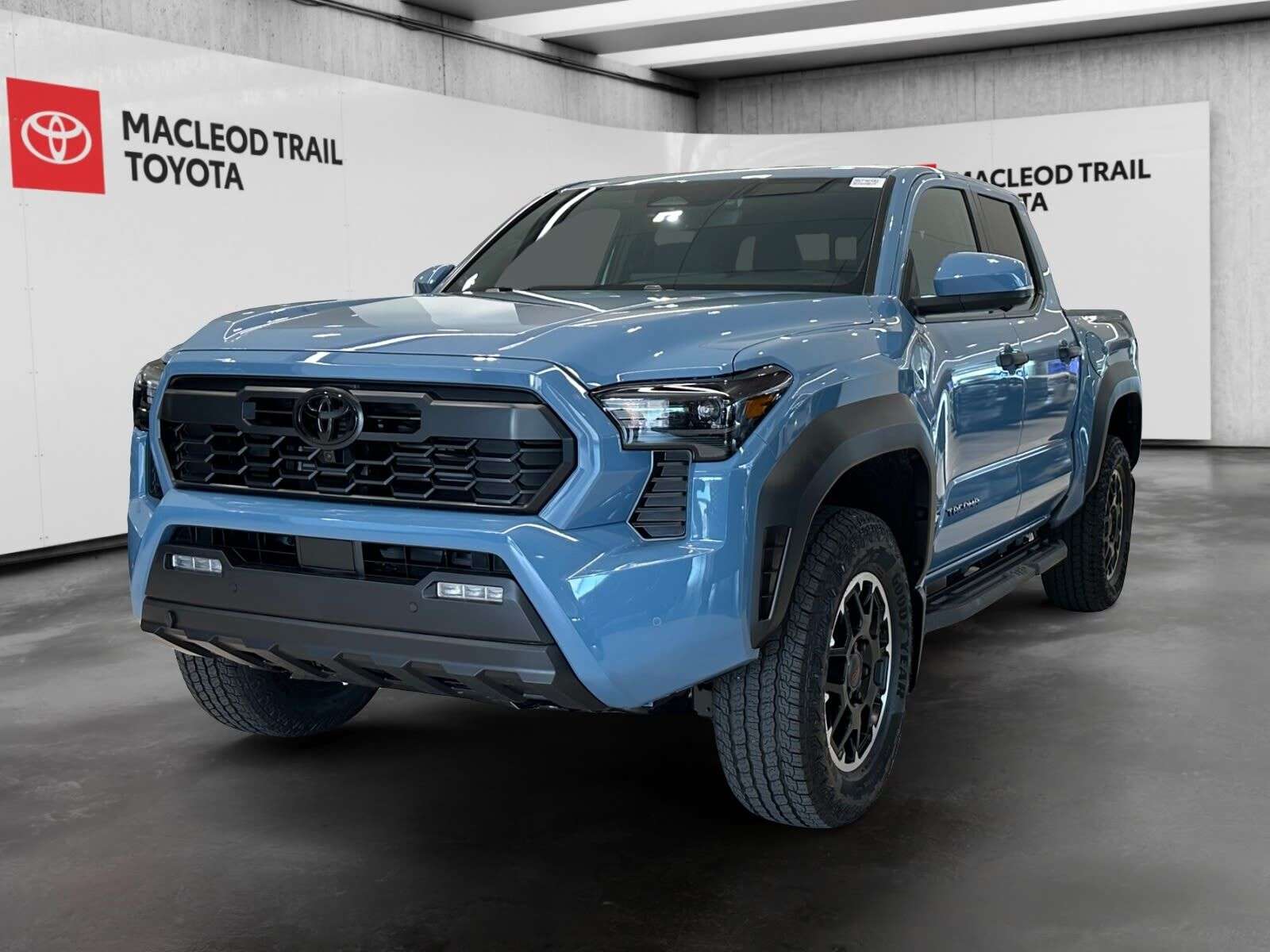 2026 Toyota Tacoma TRD Off-Road Premium - 5-ft Bed | Ex-Demo | No Acc