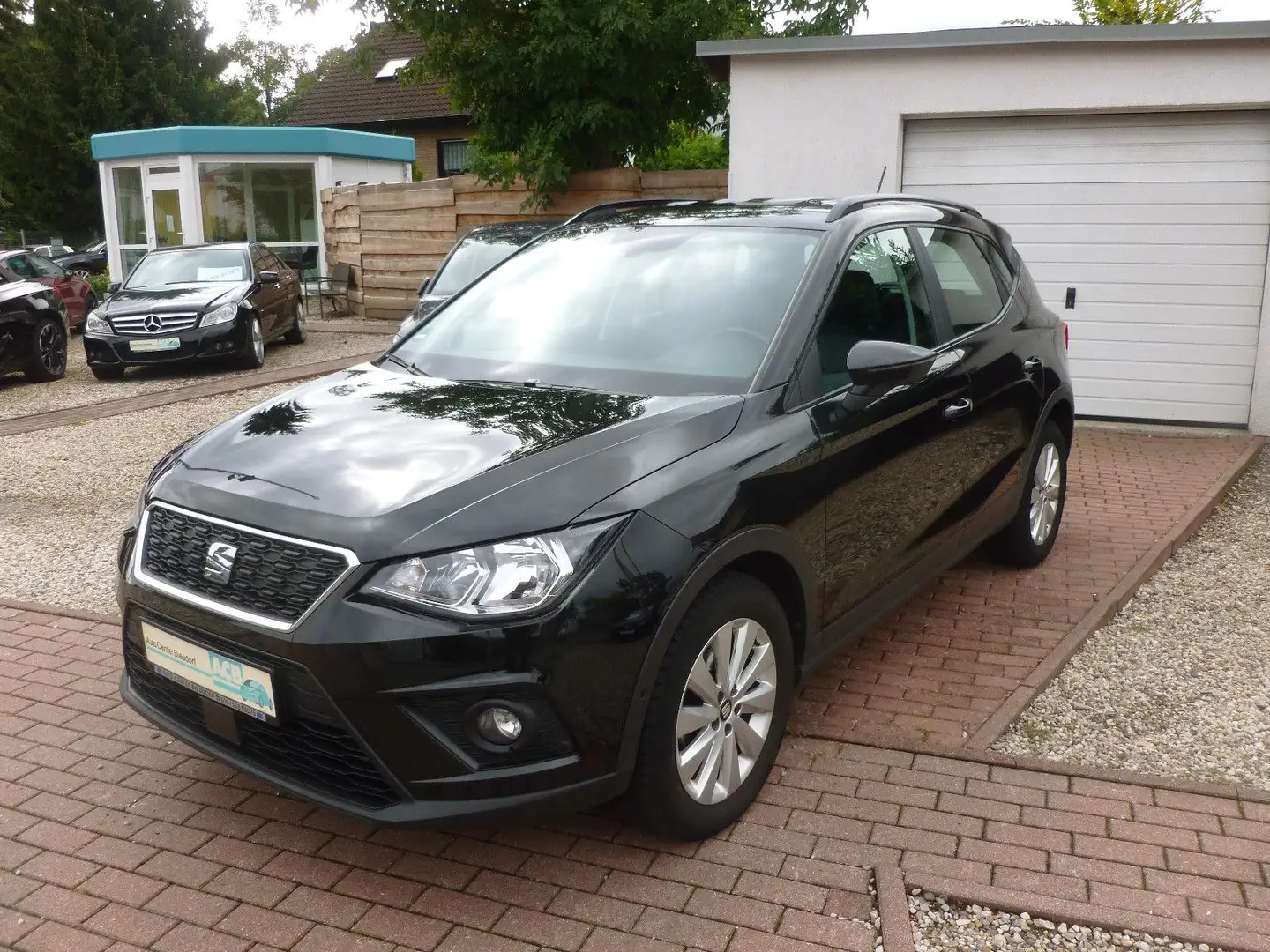 SEAT Arona Style Beats Fast Lane RFK/DSG/DAB/Klima Schwarz - 1