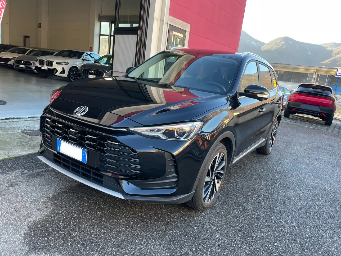 MG ZS ZS Hybrid Luxury Zwart - 1