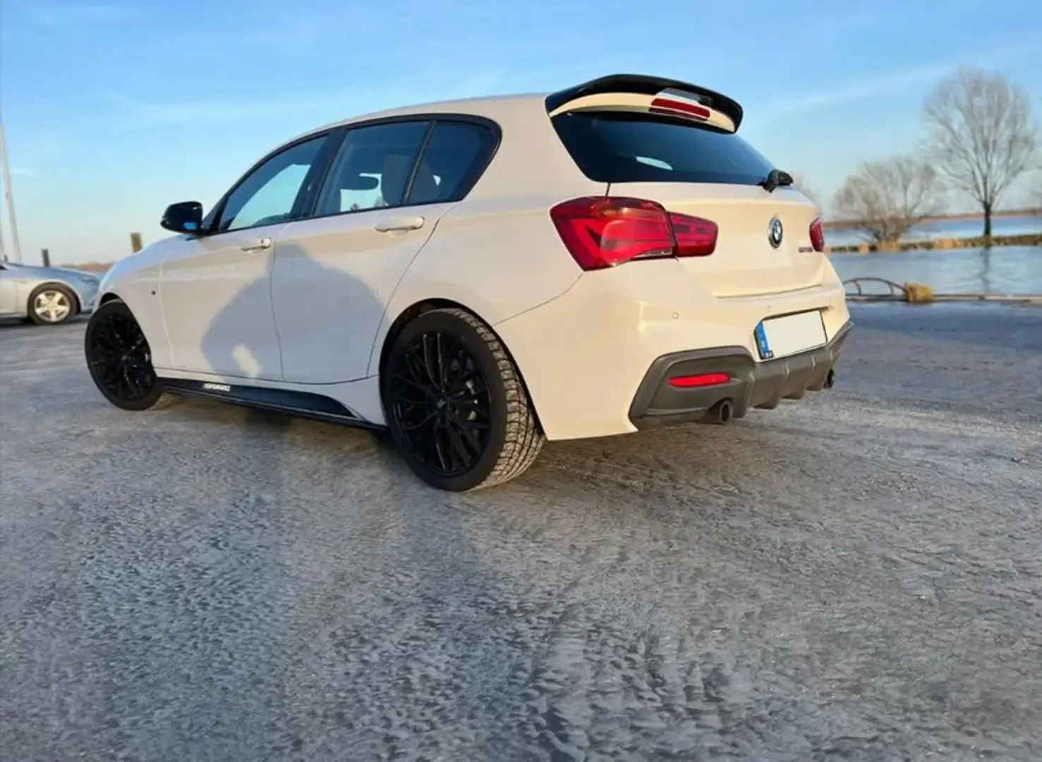 BMW 140 M140i xDrive Sport-Aut. Beyaz - 2