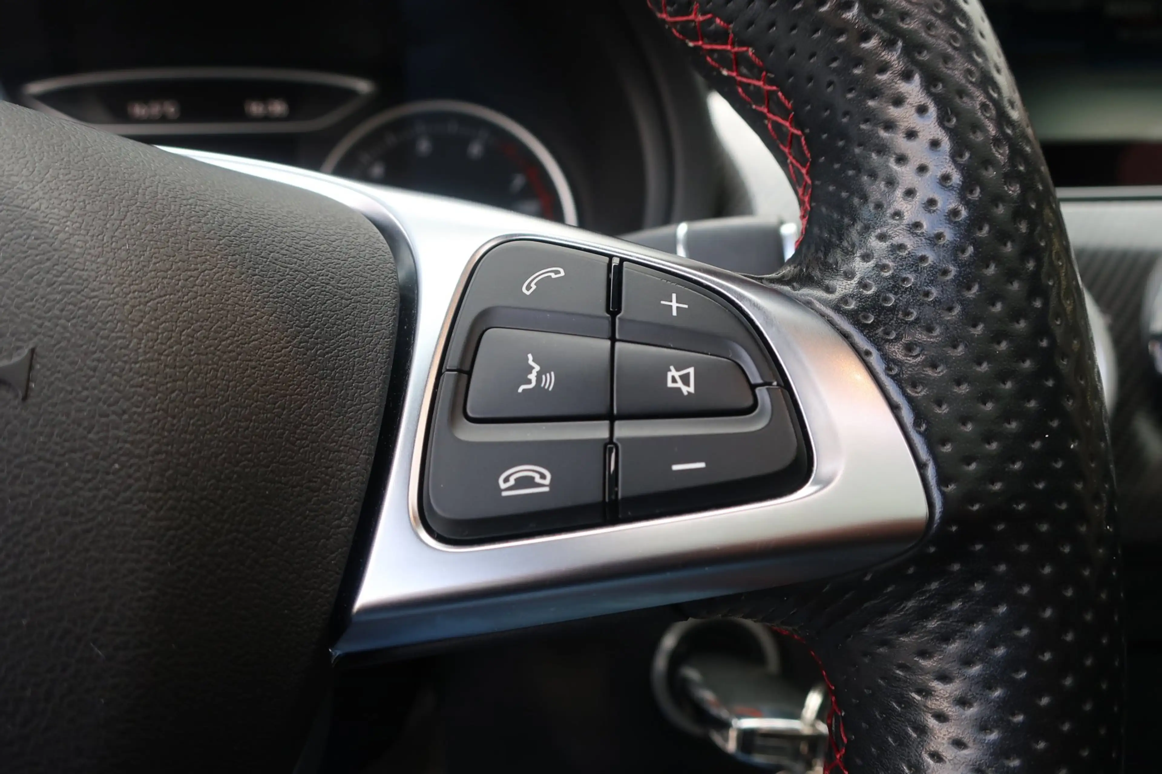 Mercedes-Benz B 180 Ambition AMG 2e EIG_LED_PANO_NAVI_PDC V+A_19-INCH. — photo 22