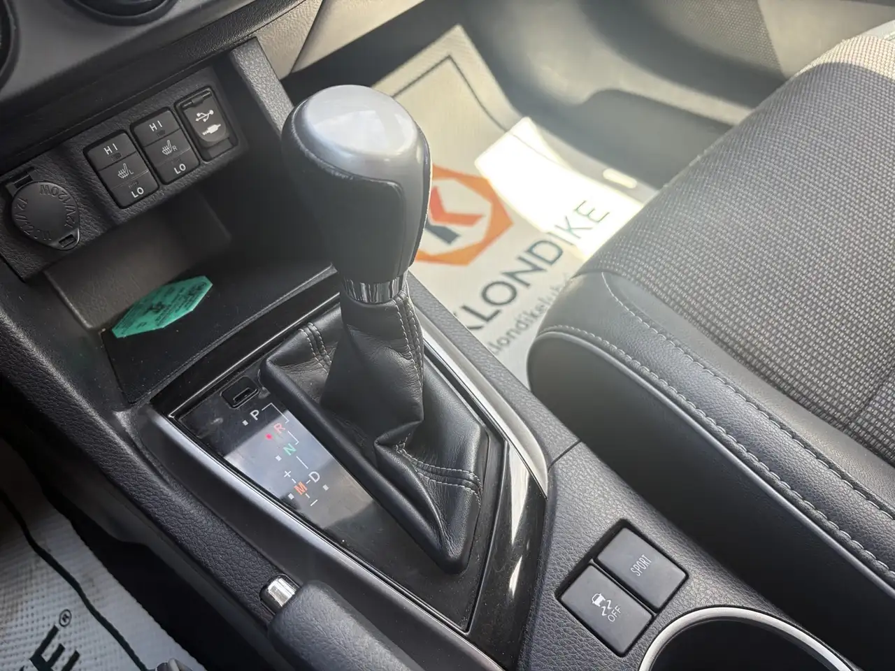Toyota Corolla снимка Toyota Corolla
