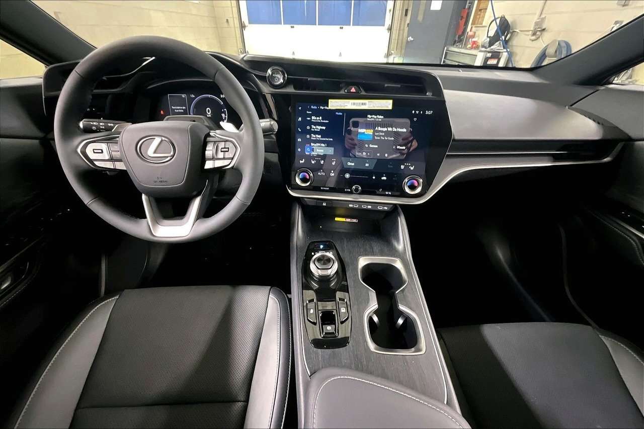 2026 Lexus RZ 450e LUXURY ELECTRIC - DIRECT4 - PANORAMIC SUNROOF — снимка 1
