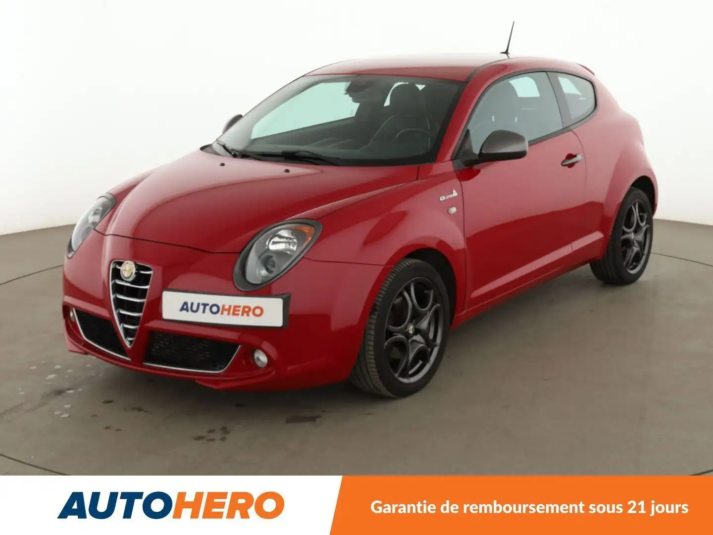 Alfa Romeo 1.6 JTDM Exclusive Red - 1