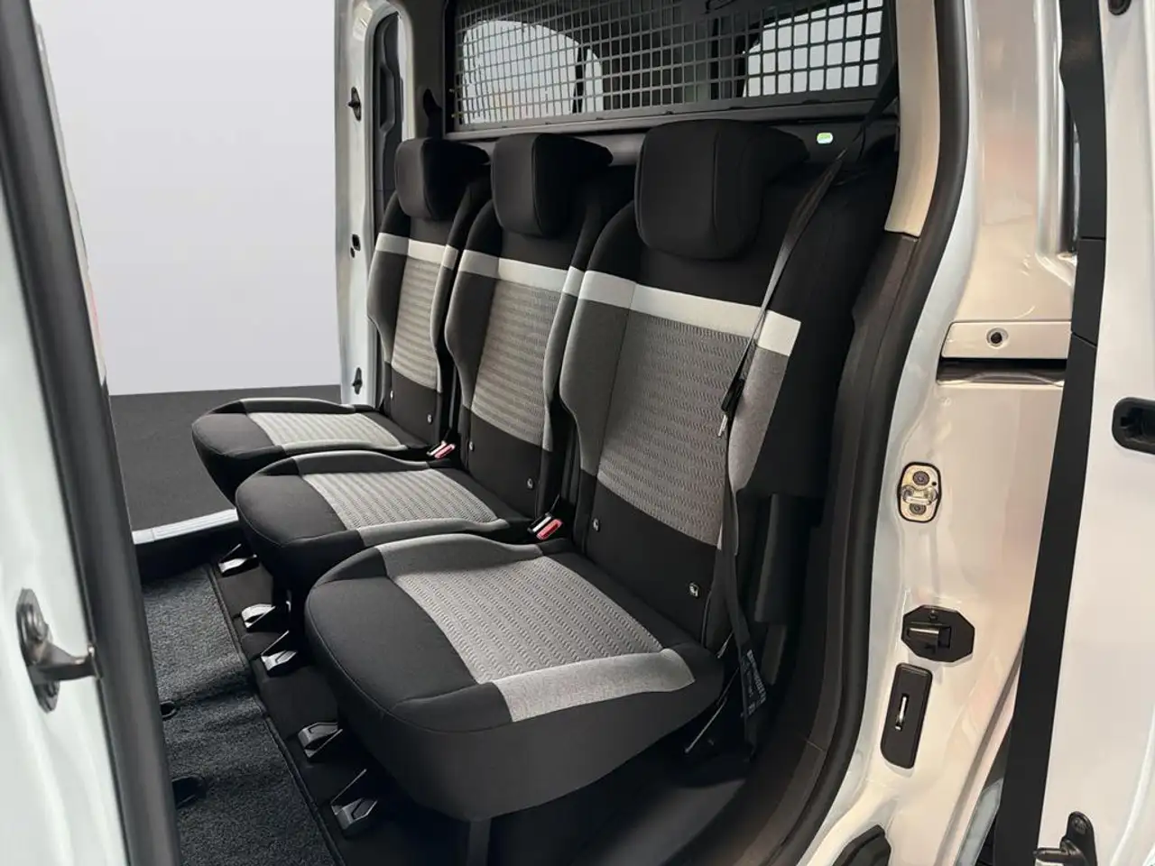 Citroen Berlingo MPV Feel M BlueHDi, миниатюра 8