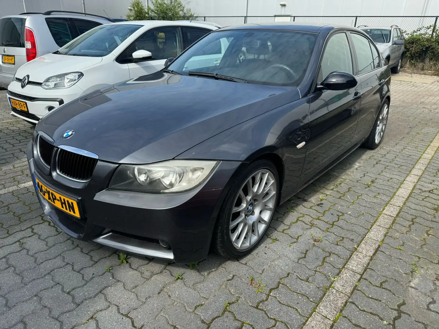BMW 320 3-serie 320si airco, cruise, lees tekst Grijs - 2