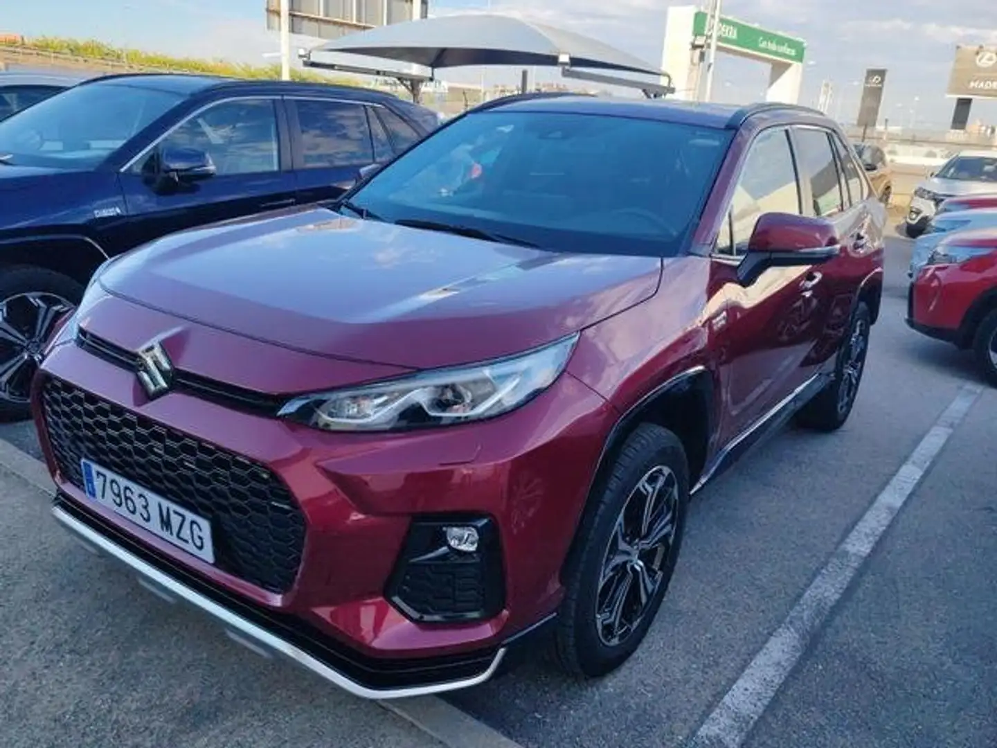 Suzuki Across 2.5L PHEV AWD Rojo - 1