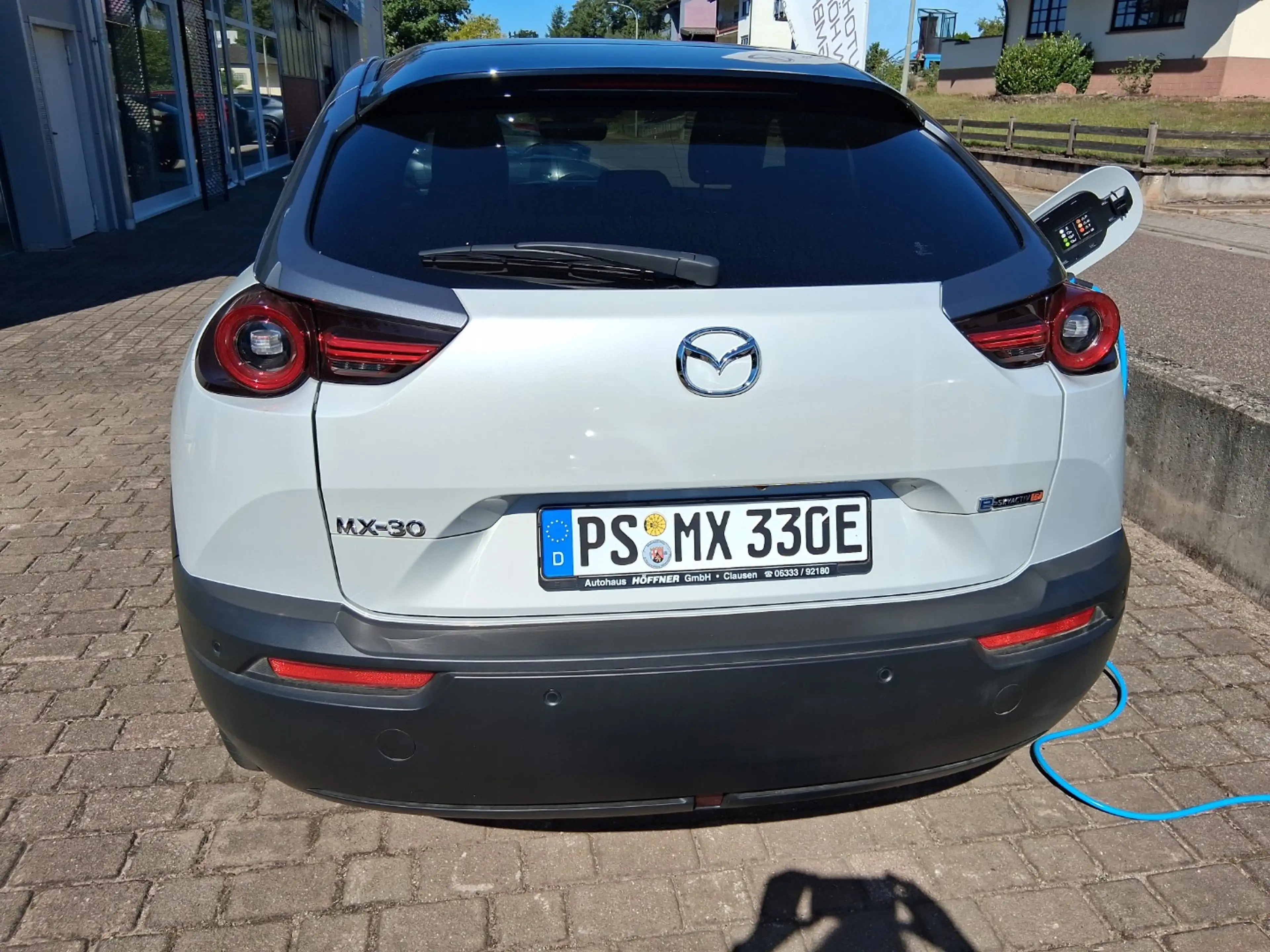 Mazda MX-30 e-SKYACTIV R-EV — photo 3