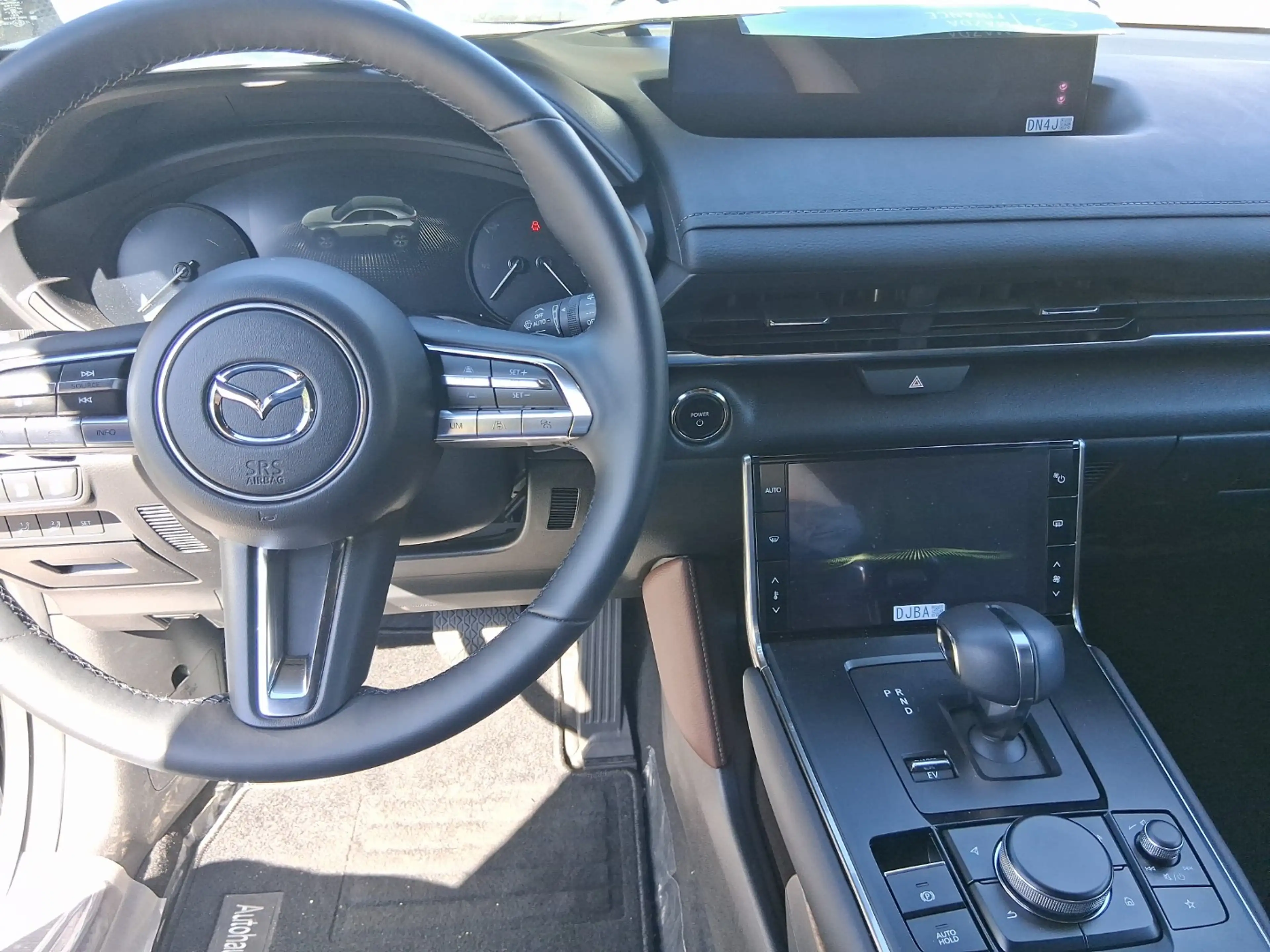 Mazda MX-30 e-SKYACTIV R-EV — photo 6